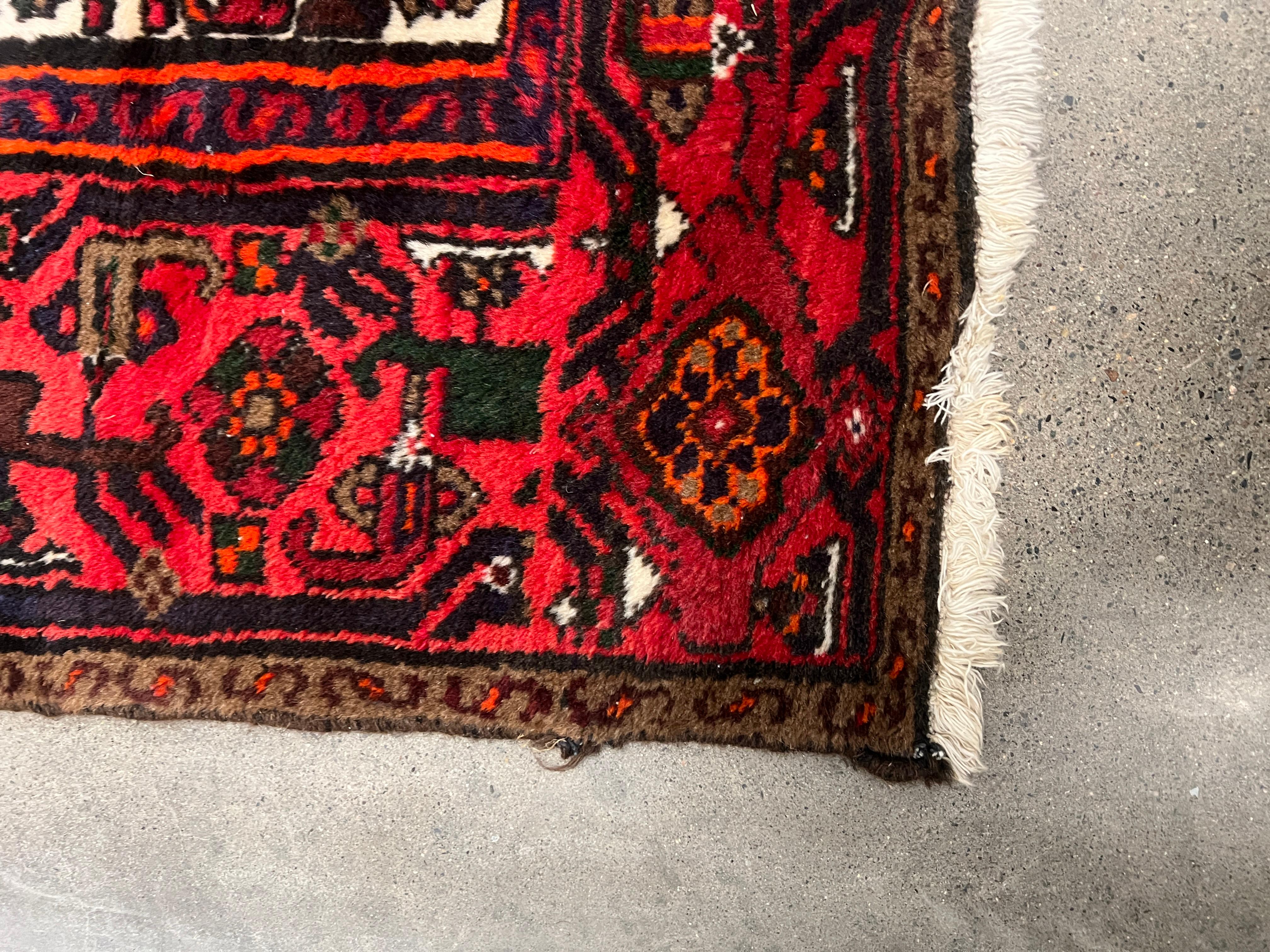 Vintage Persian Hamadan Wool Rug or Carpet 
4' x 6'6