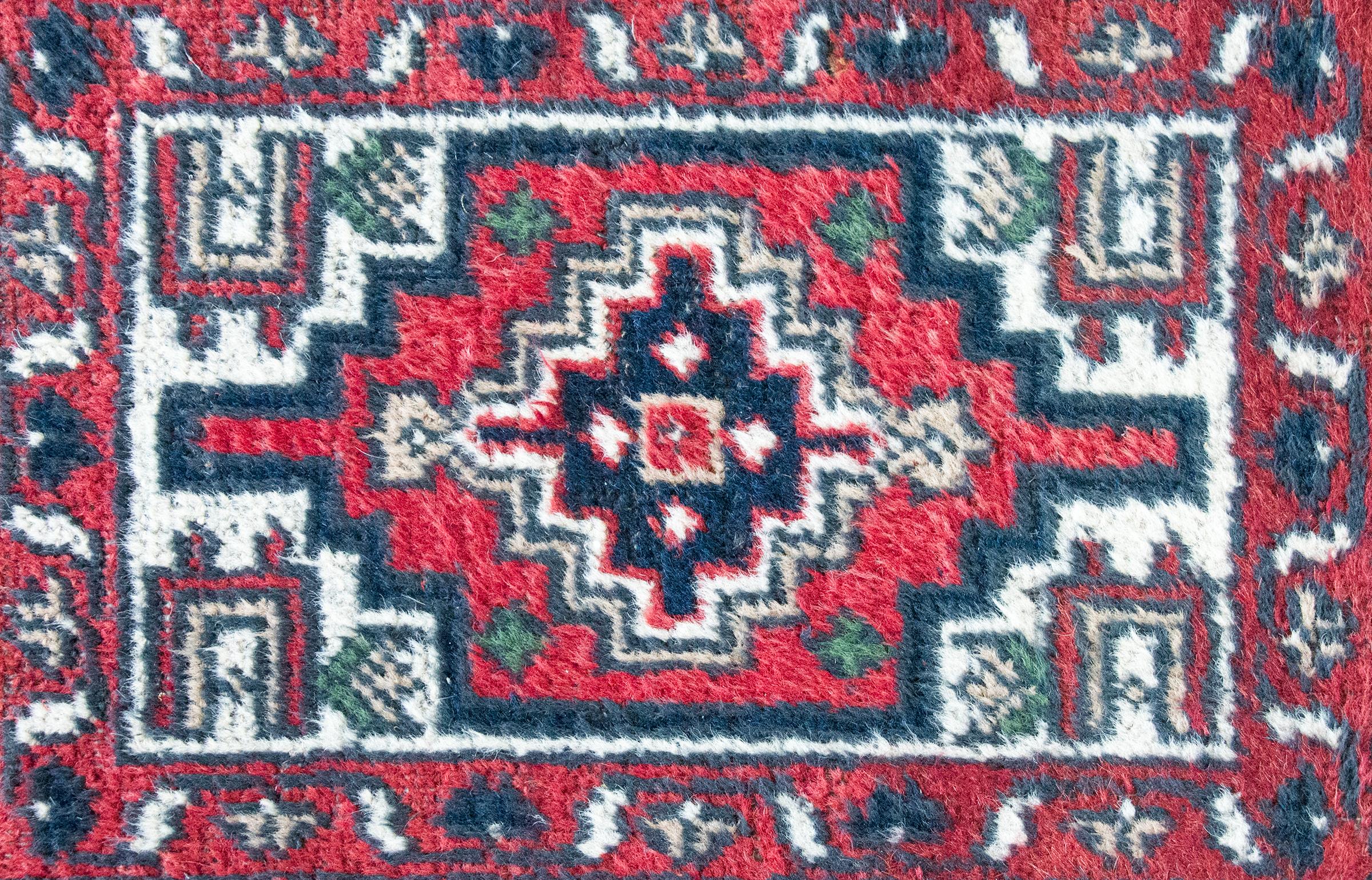 Tribale Tappeto persiano vintage Hamandan in vendita