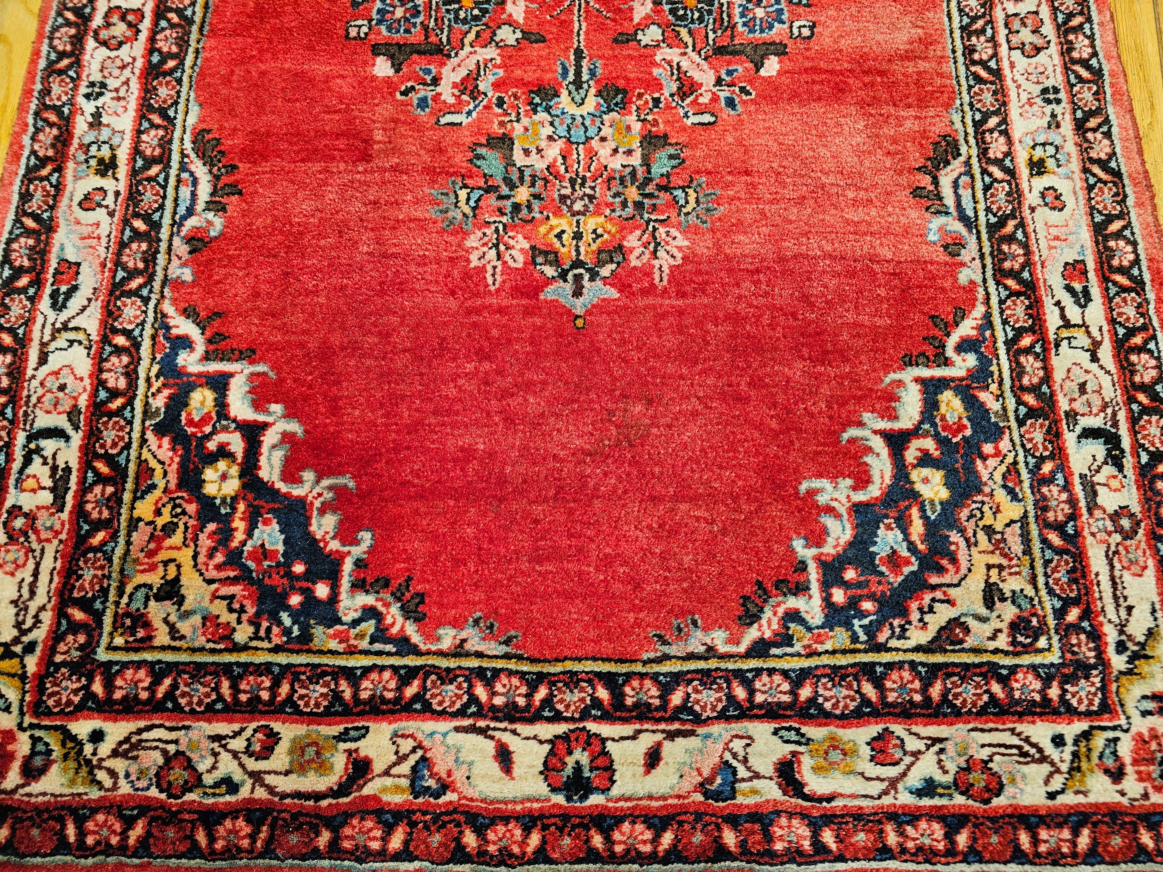 XX secolo Runner persiano d'epoca Hamdan Wide Runner in vendita