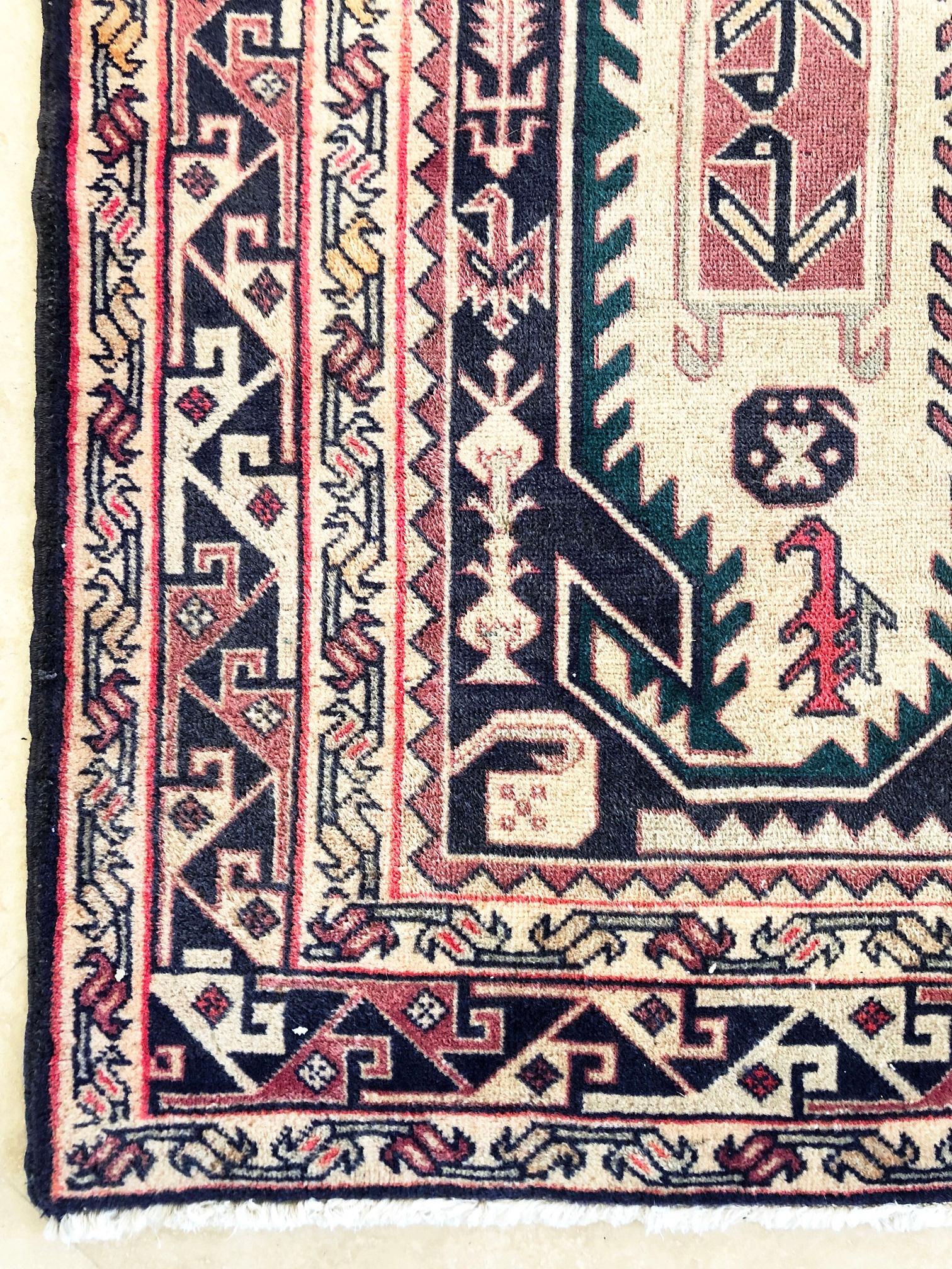Tapis persan vintage géométrique Ardabil noué à la main, vers 1960 en vente 2