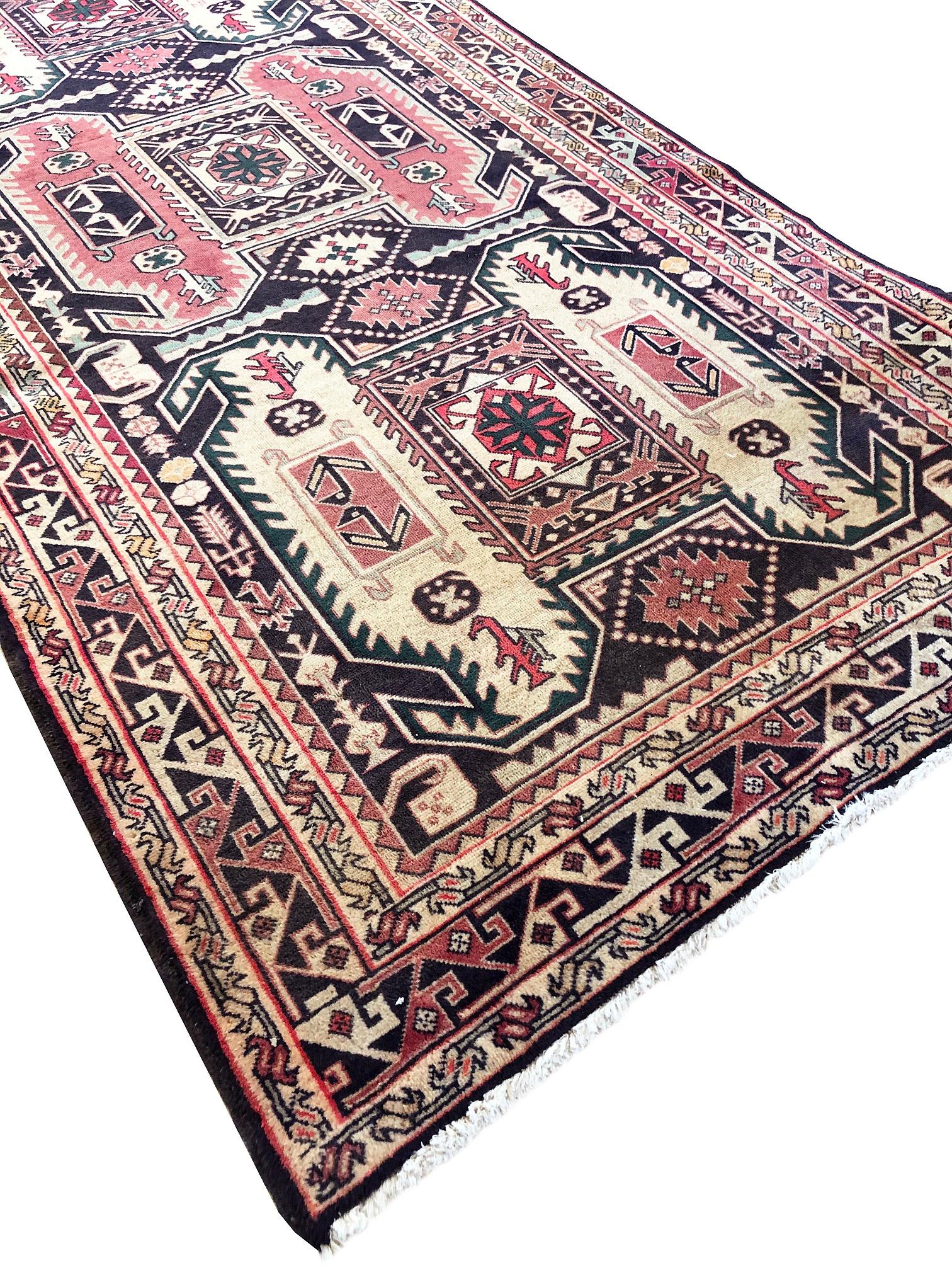 Tapis persan vintage géométrique Ardabil noué à la main, vers 1960 en vente 6