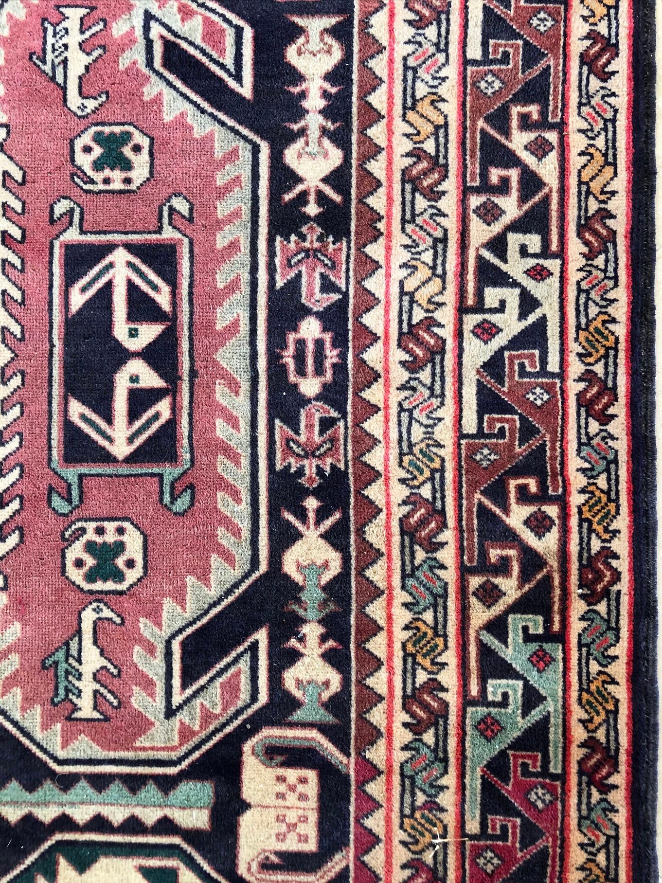Tapis persan vintage géométrique Ardabil noué à la main, vers 1960 en vente 9