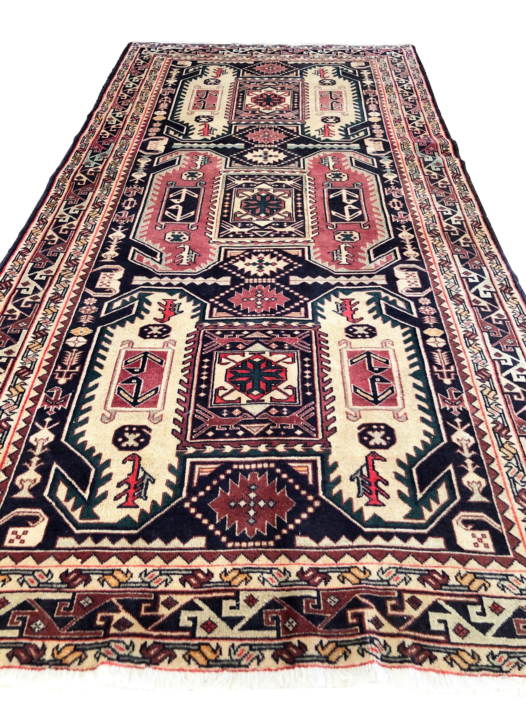 Tribal Tapis persan vintage géométrique Ardabil noué à la main, vers 1960 en vente