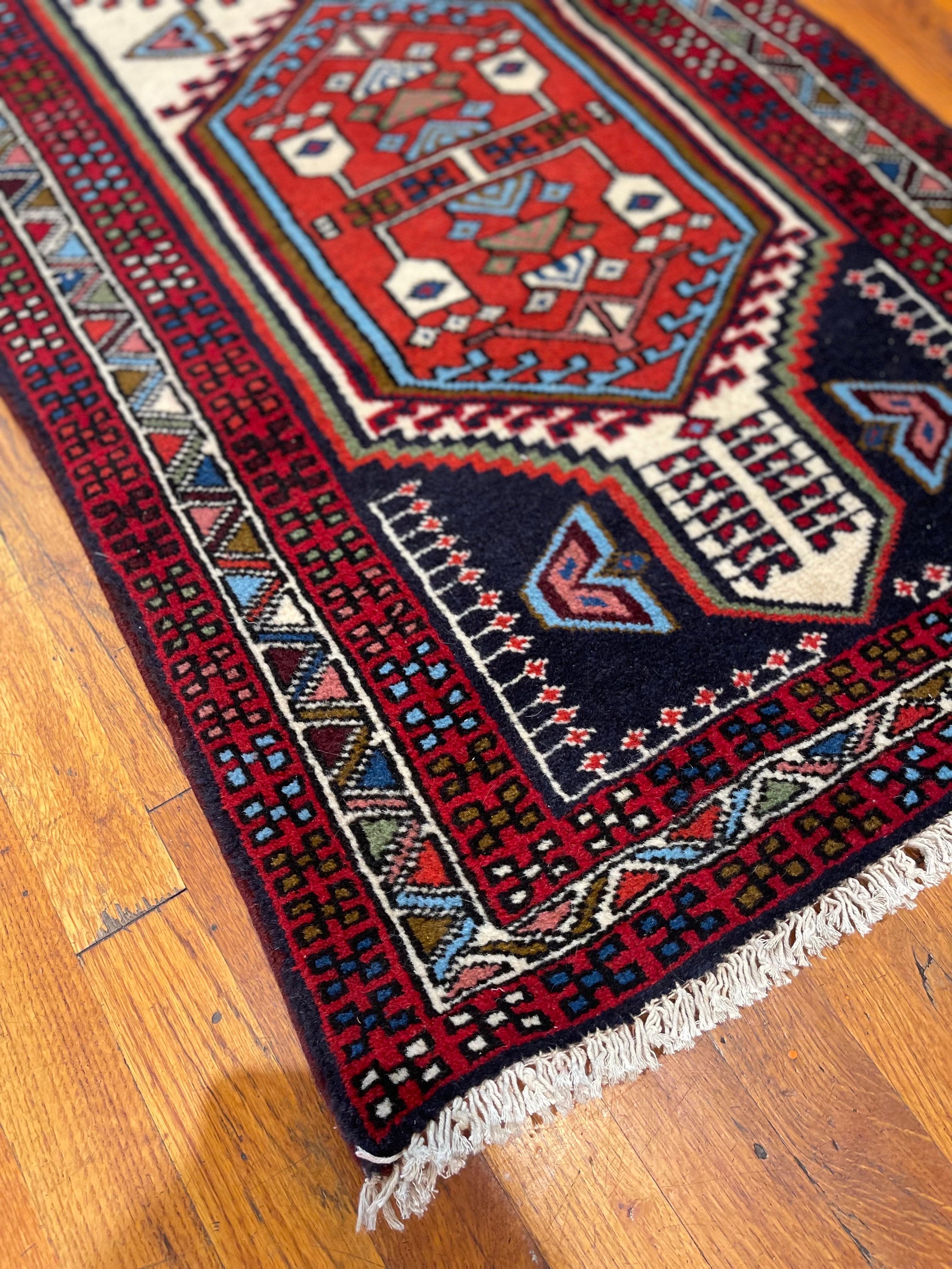 Vintage Persian Hand Knotted Geometric Repeated Medallion Ardabil 1960 Circa Rug In Good Condition For Sale In San Diego, CA
