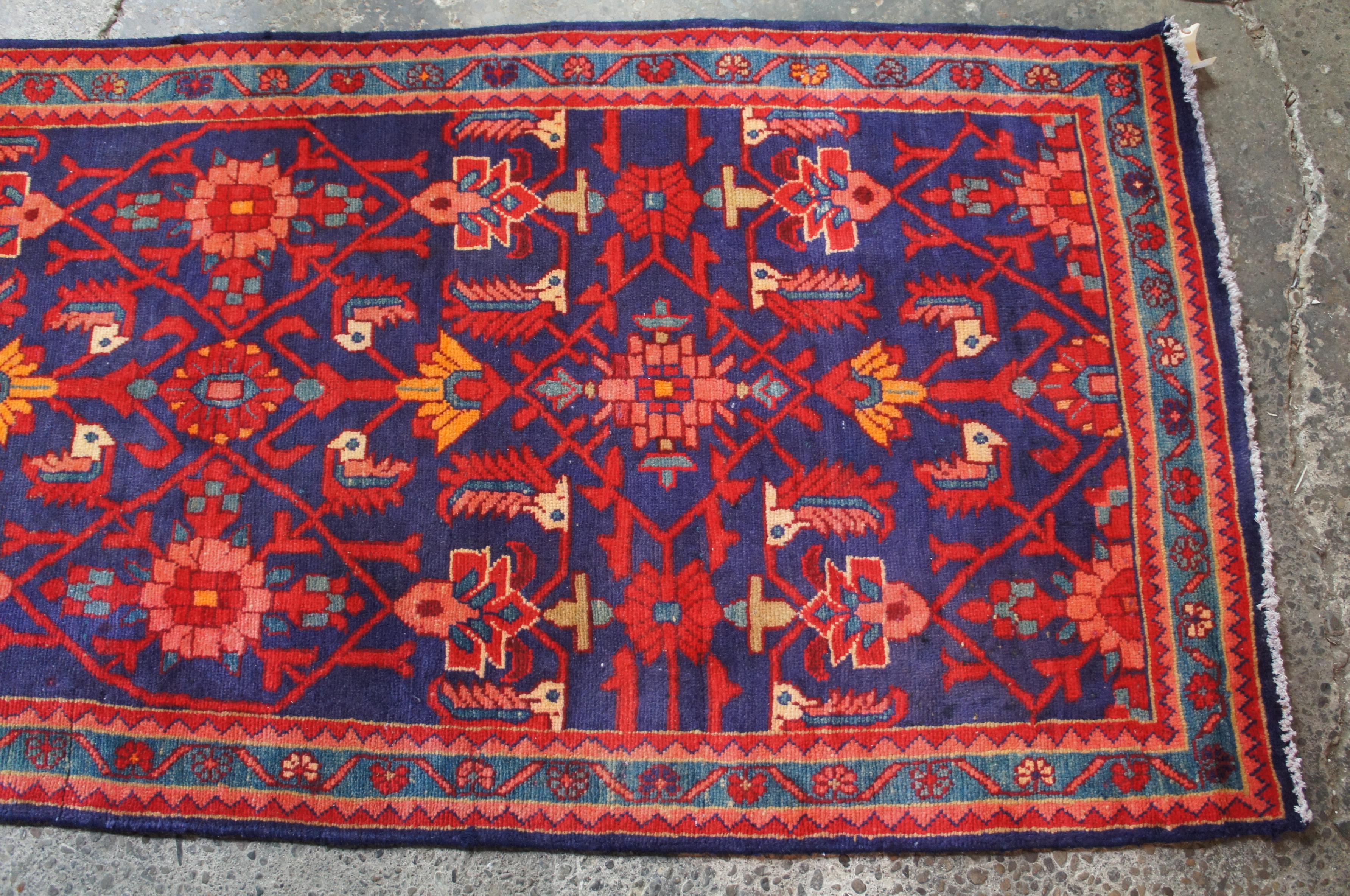 20th Century Vintage Persian Hand Knotted Saveh Geometric Wool Rug Runner Carpet Mat For Sale