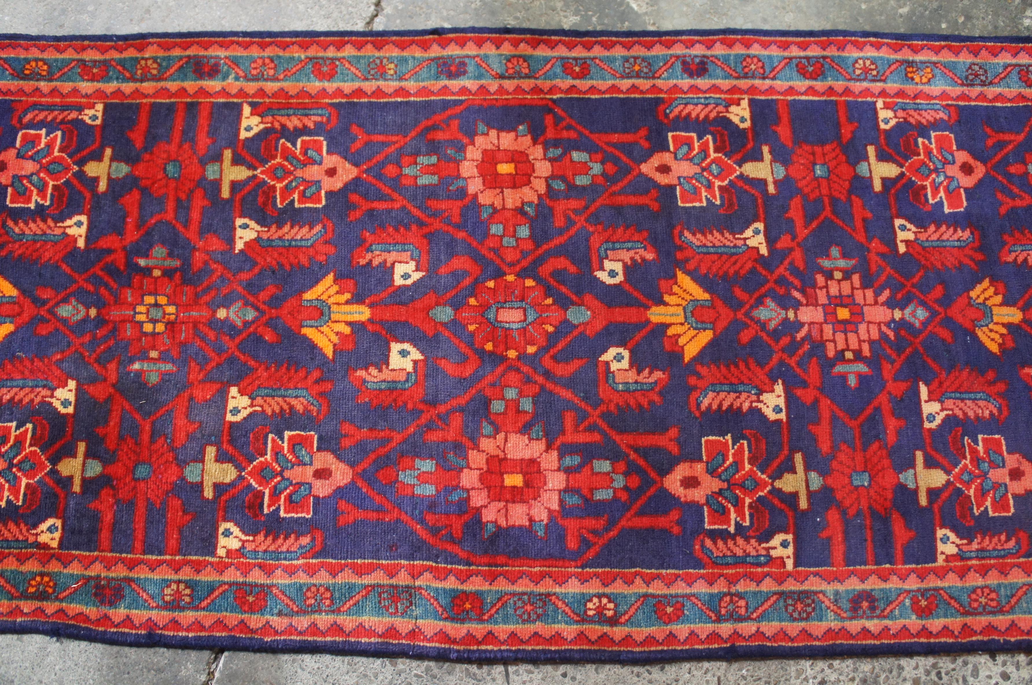 Coton Vintage Persian Hand Knotted Saveh Geometric Wool Rug Runner Carpet Mat en vente