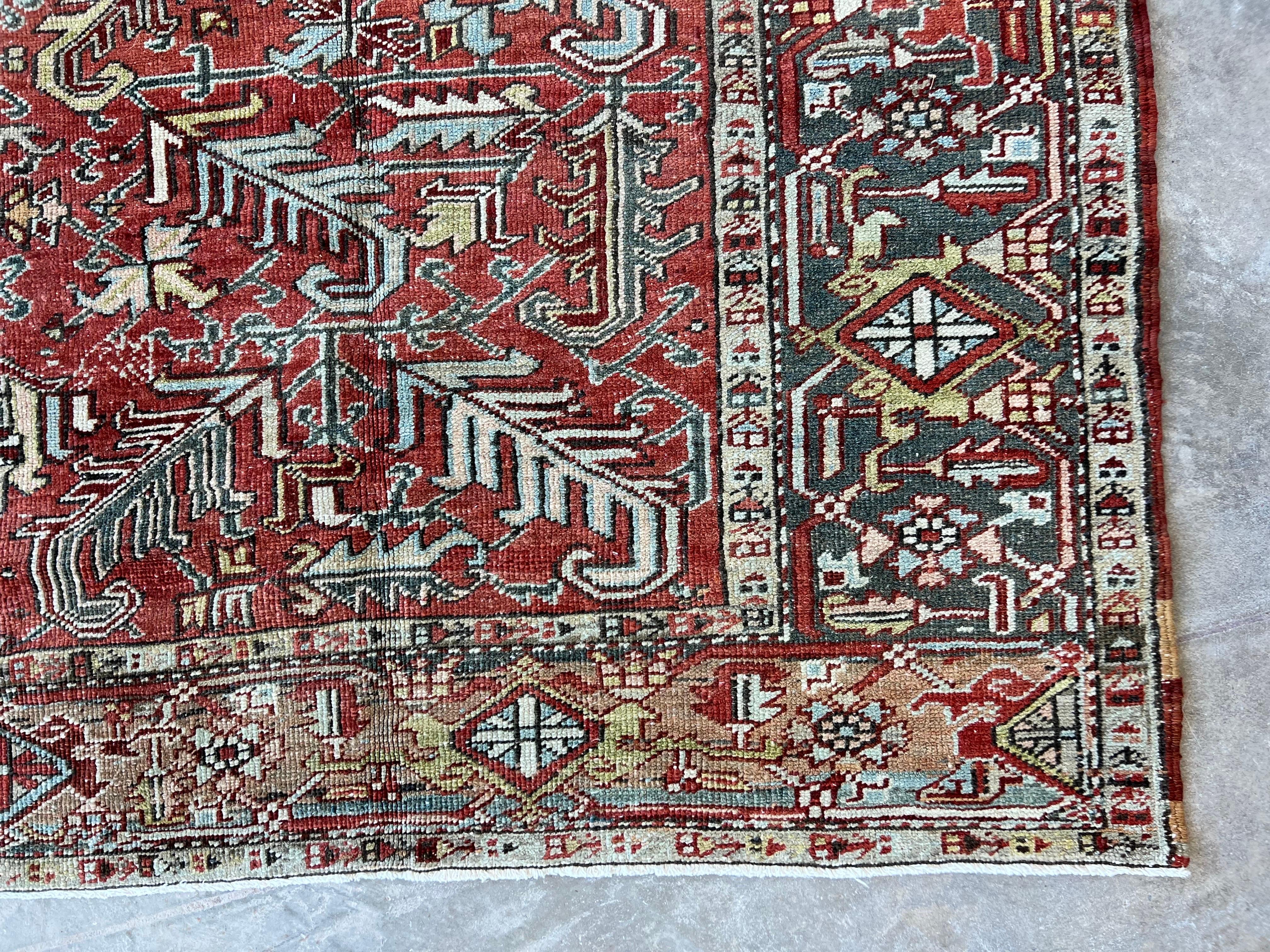 Vintage Persian Heriz rug, All over Pattern, hand knotted wool, repeating 7