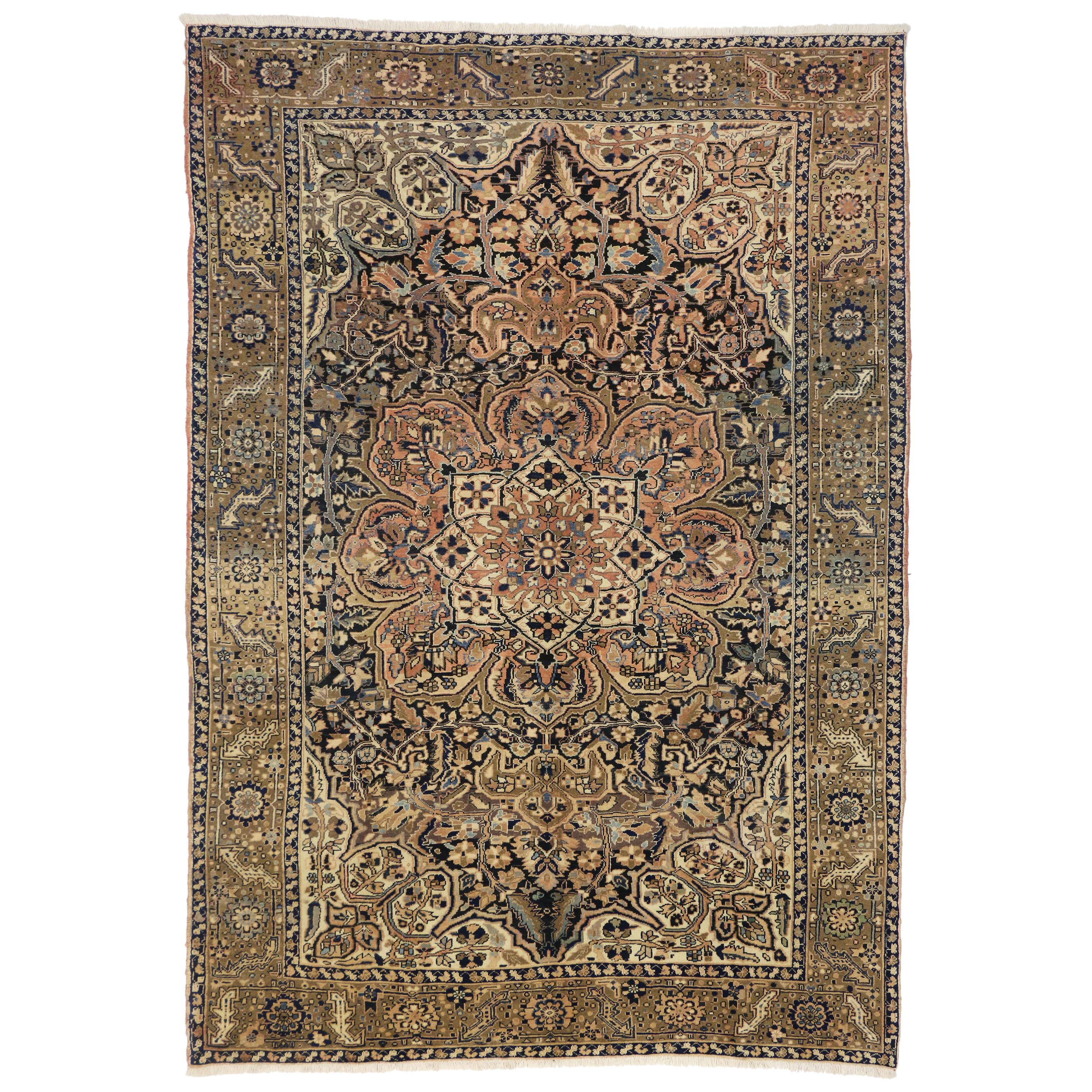 Persischer Heriz-Teppich im Arts & Crafts-Handwerksstil, Vintage