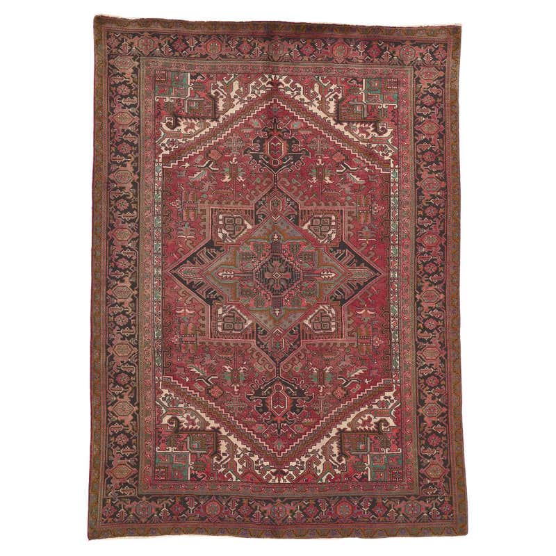 Vintage Persian Mahal Rug, Perpetually Posh Meets Elizabethan Style For ...