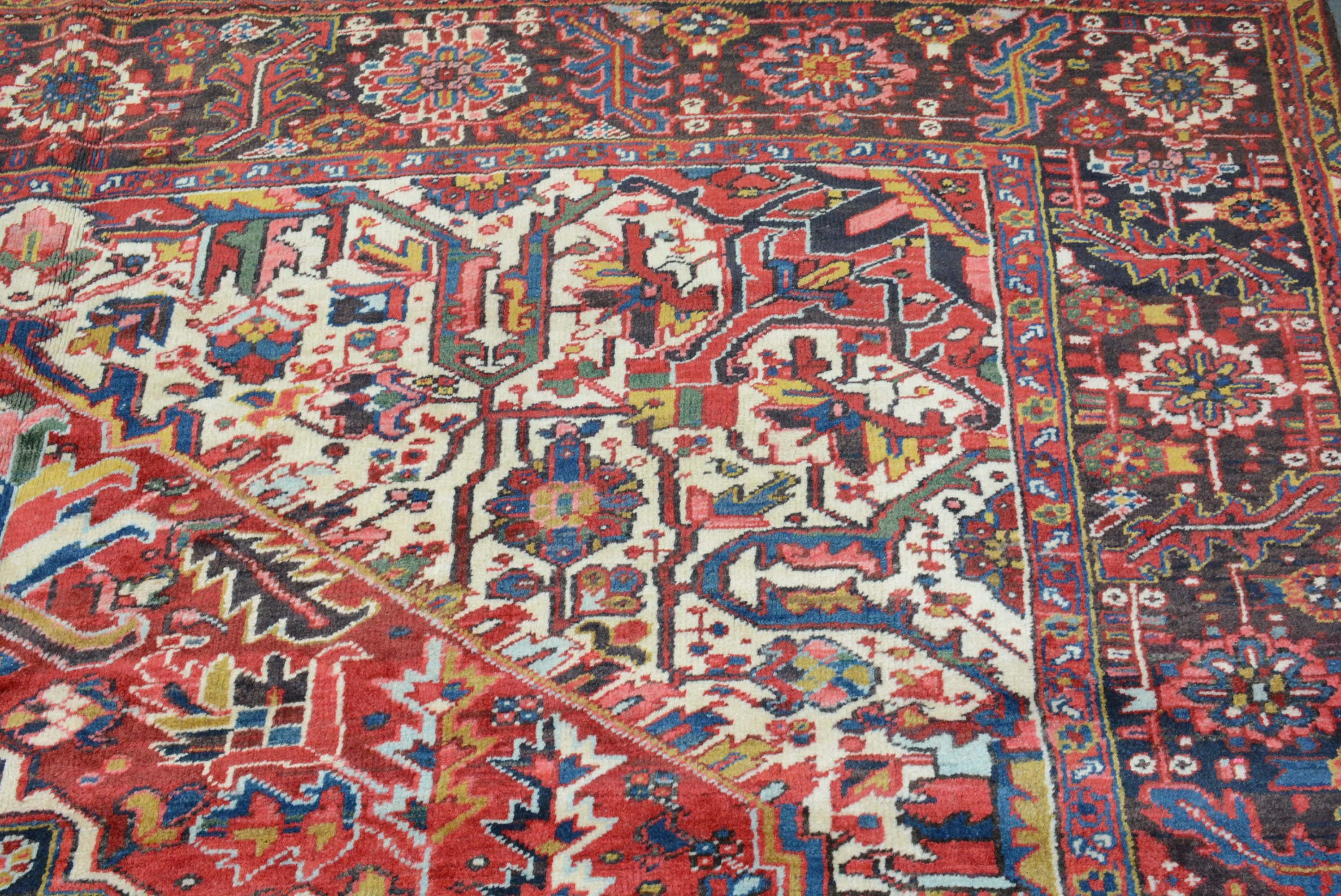 Heriz Serapi Vintage Persian Heriz Carpet For Sale