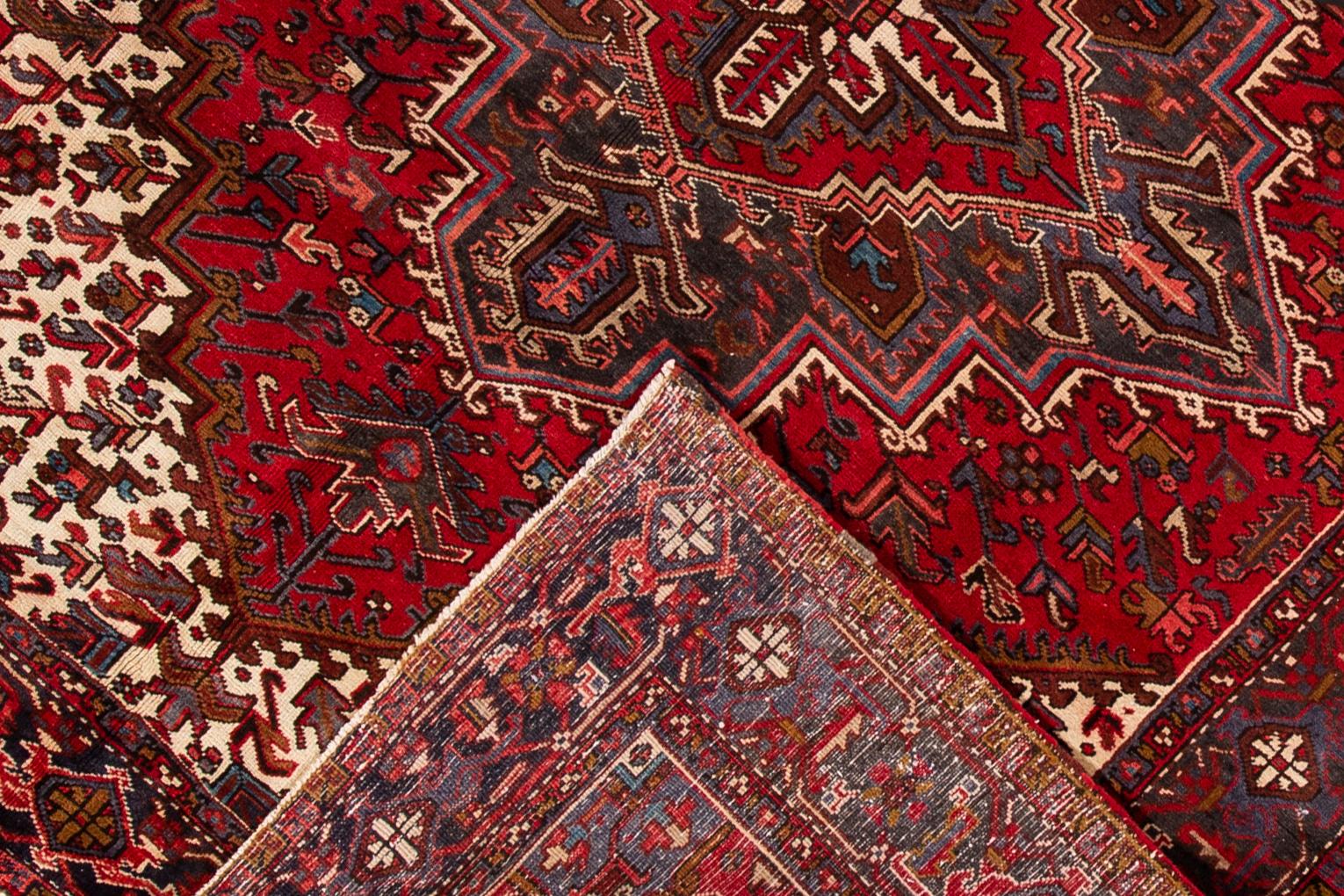 Vintage Persian Heriz Rug 4