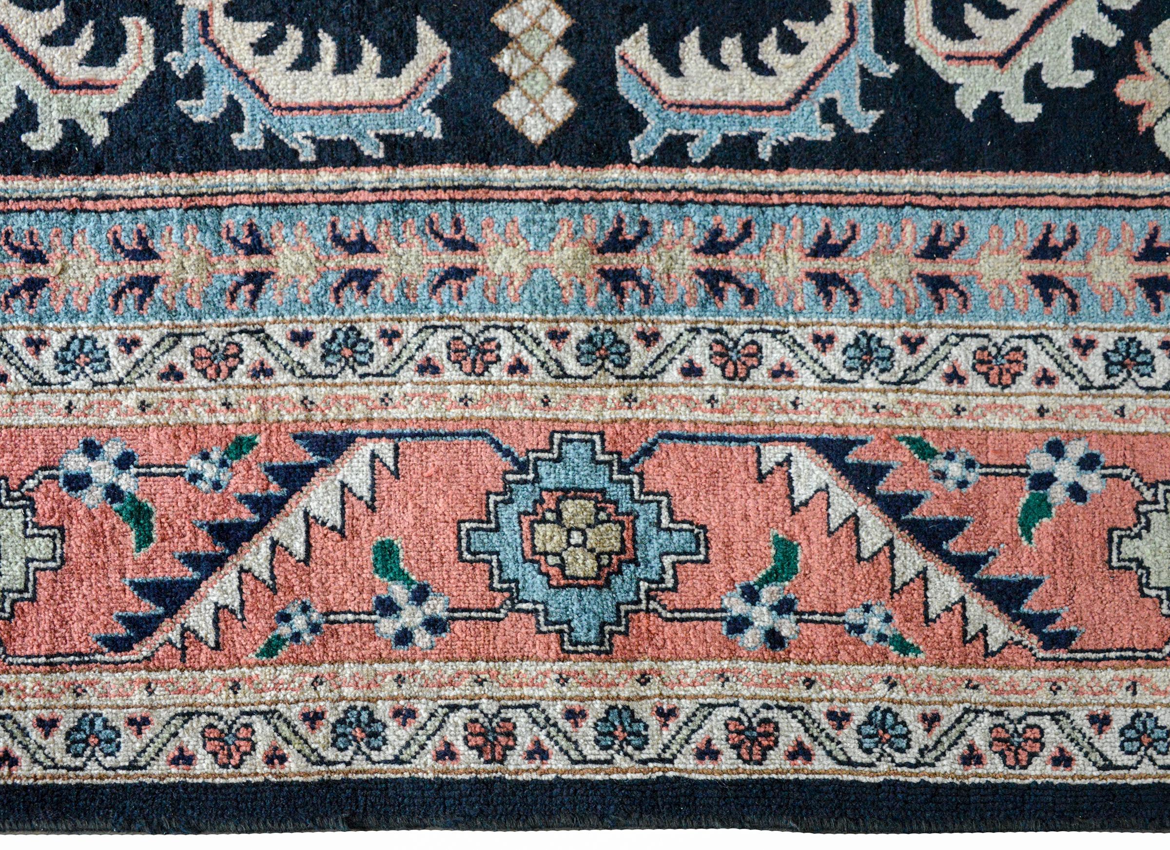 Alter persischer Heriz-Teppich (20. Jahrhundert) im Angebot