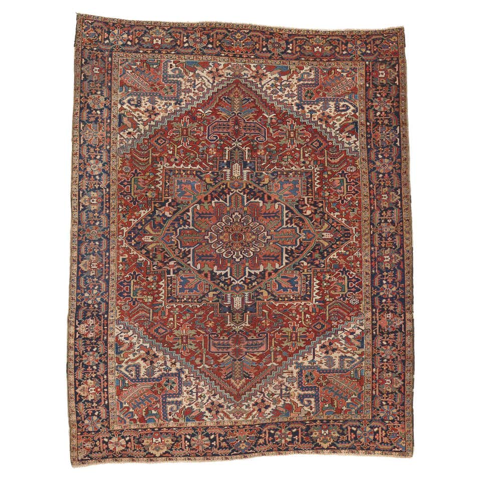 Vintage Persian Mahal Rug, Perpetually Posh Meets Elizabethan Style For ...