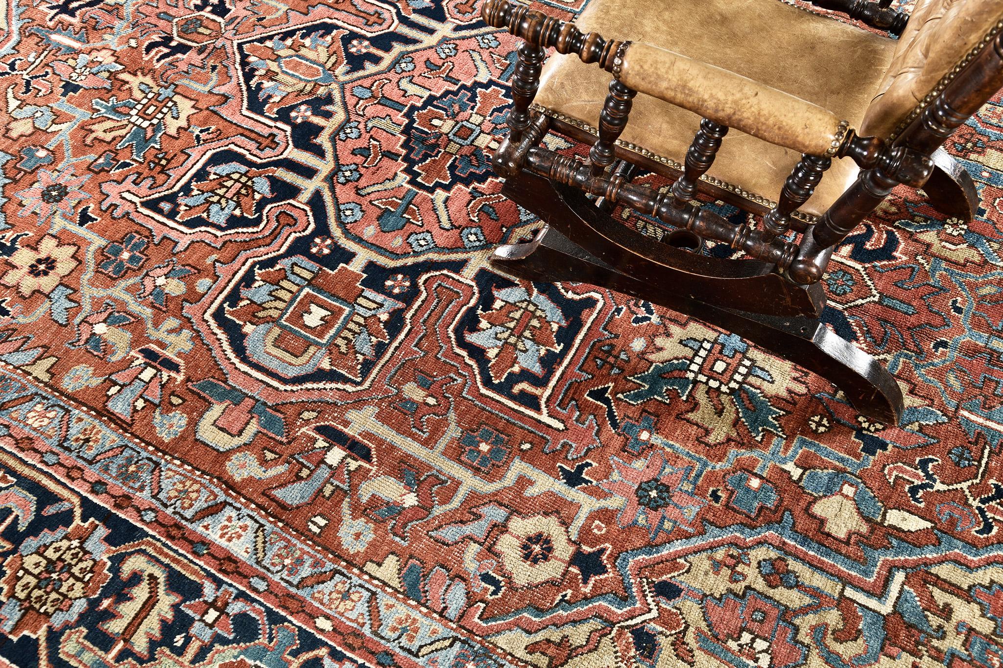 Persischer Heriz-Teppich im Serapi-Stil, Serapi (Handgeknüpft) im Angebot