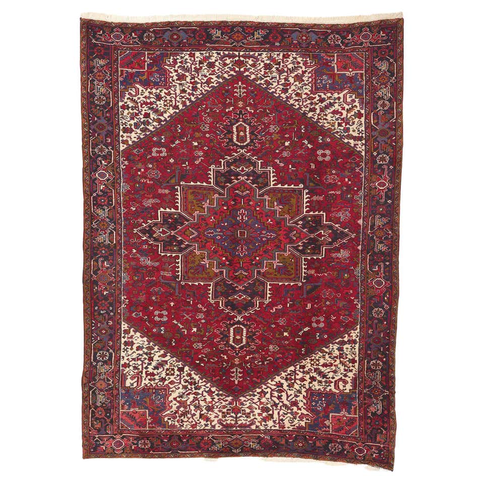 Vintage Persian Mahal Rug, Perpetually Posh Meets Elizabethan Style For ...