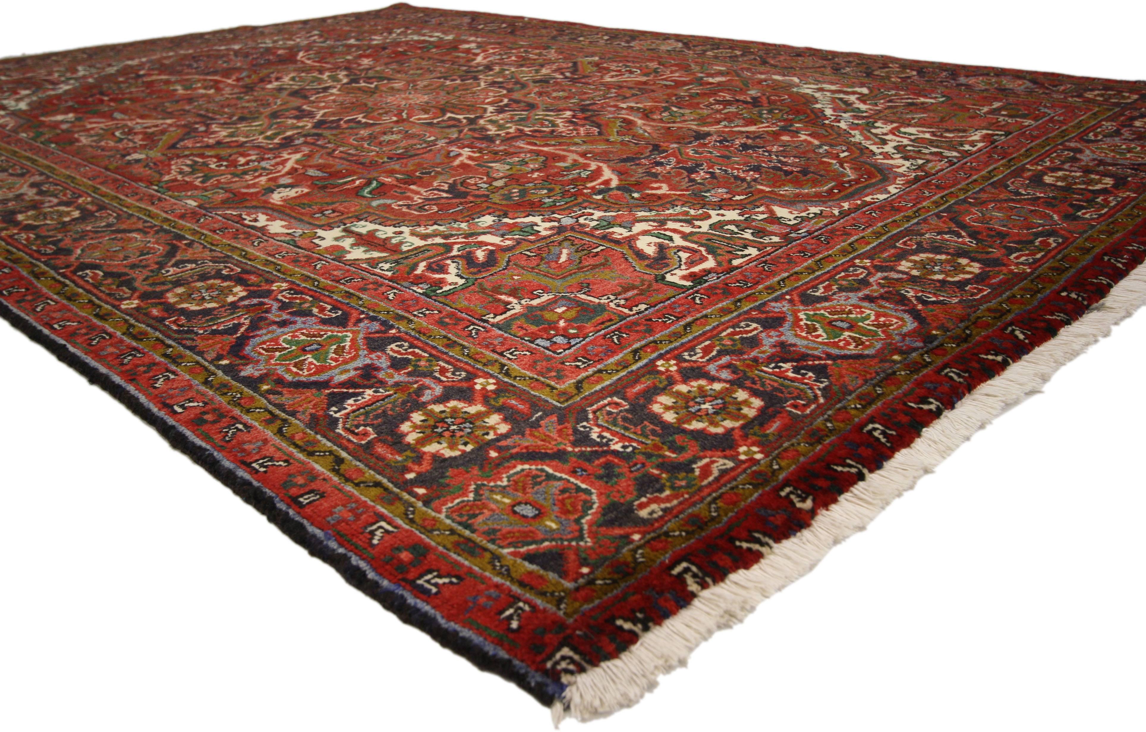 76165 vintage Persian Heriz rug with Traditional English Tudor Manor House style 06'10 x 09'08. Full of character and stately presence, this vintage Persian Heriz rug features classical elements of Persian rug design and Mid-Century Modern style.