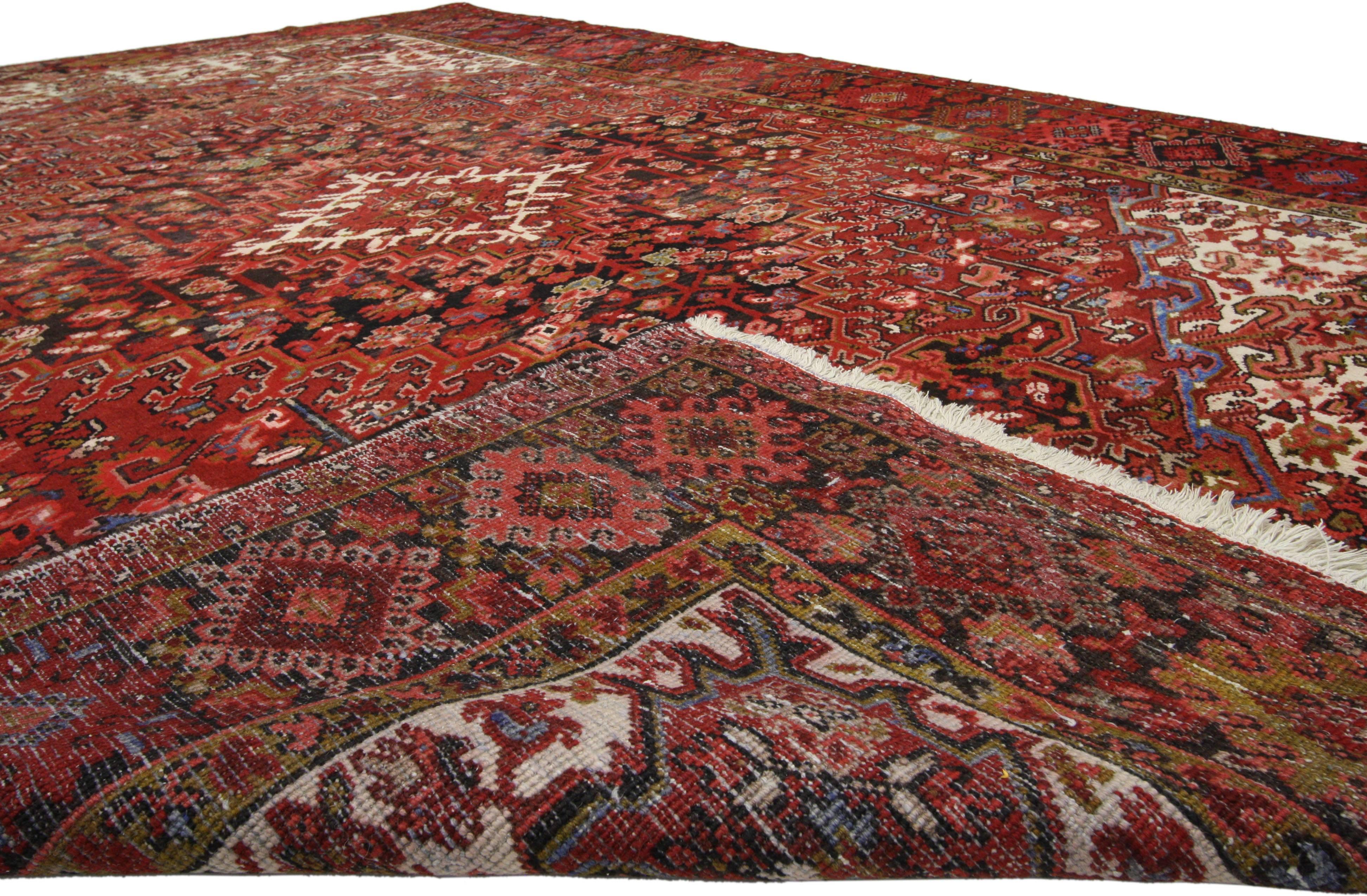 Vintage Persischer Heriz-Teppich mit modernem Mid-Century Vintage-Stil im Zustand „Gut“ im Angebot in Dallas, TX