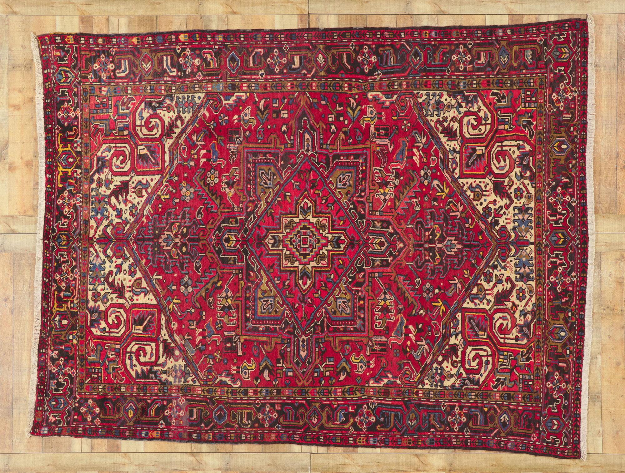 Vintage Persian Heriz Rug with Traditional Modern Luxe Style For Sale 2