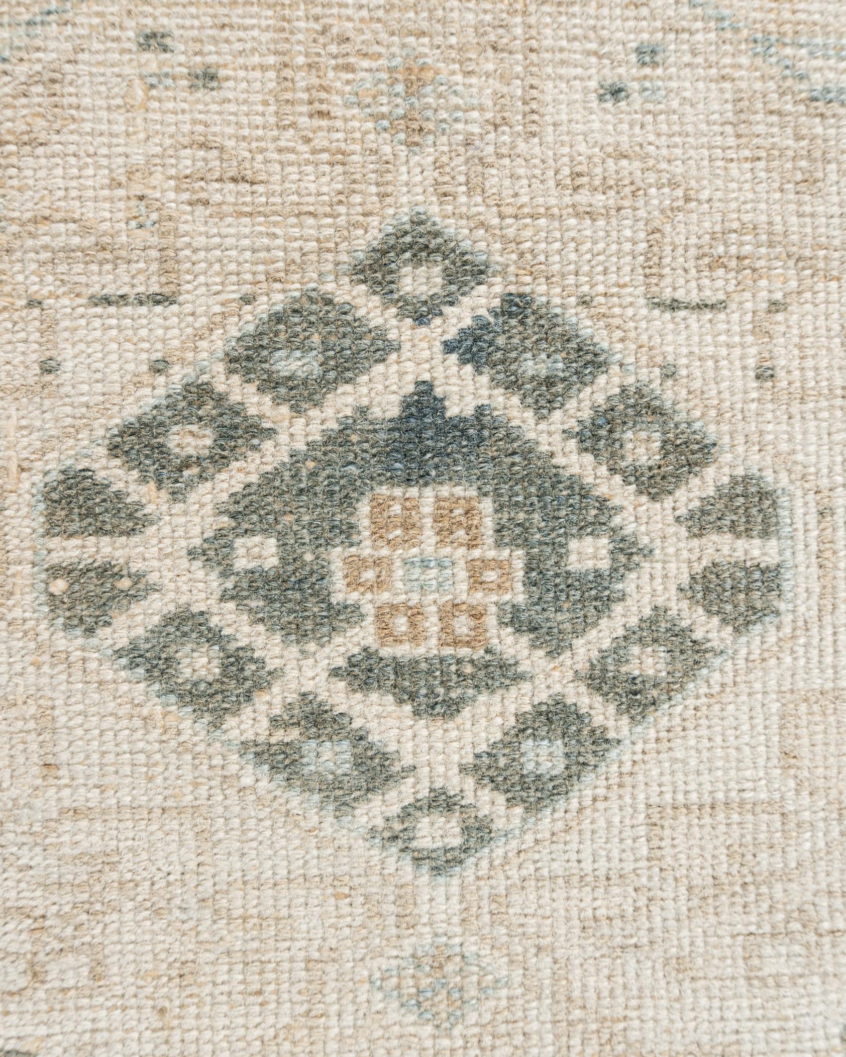 Vintage Persian Heriz Runner 1'10 x 12'8 In Good Condition For Sale In New York, NY