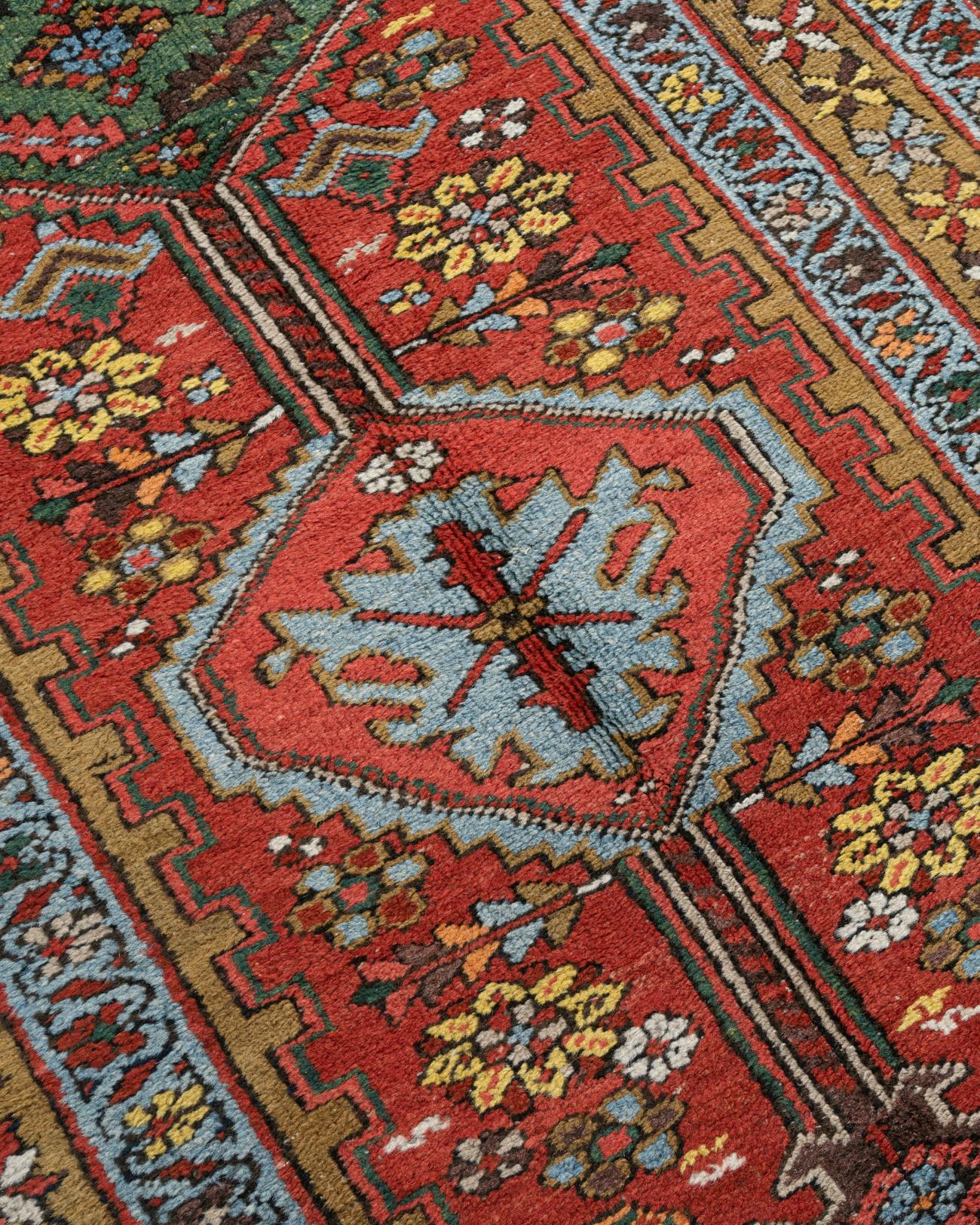 Persischer Heriz-Läufer im Vintage-Stil  3'4 x 14'5 (20. Jahrhundert) im Angebot