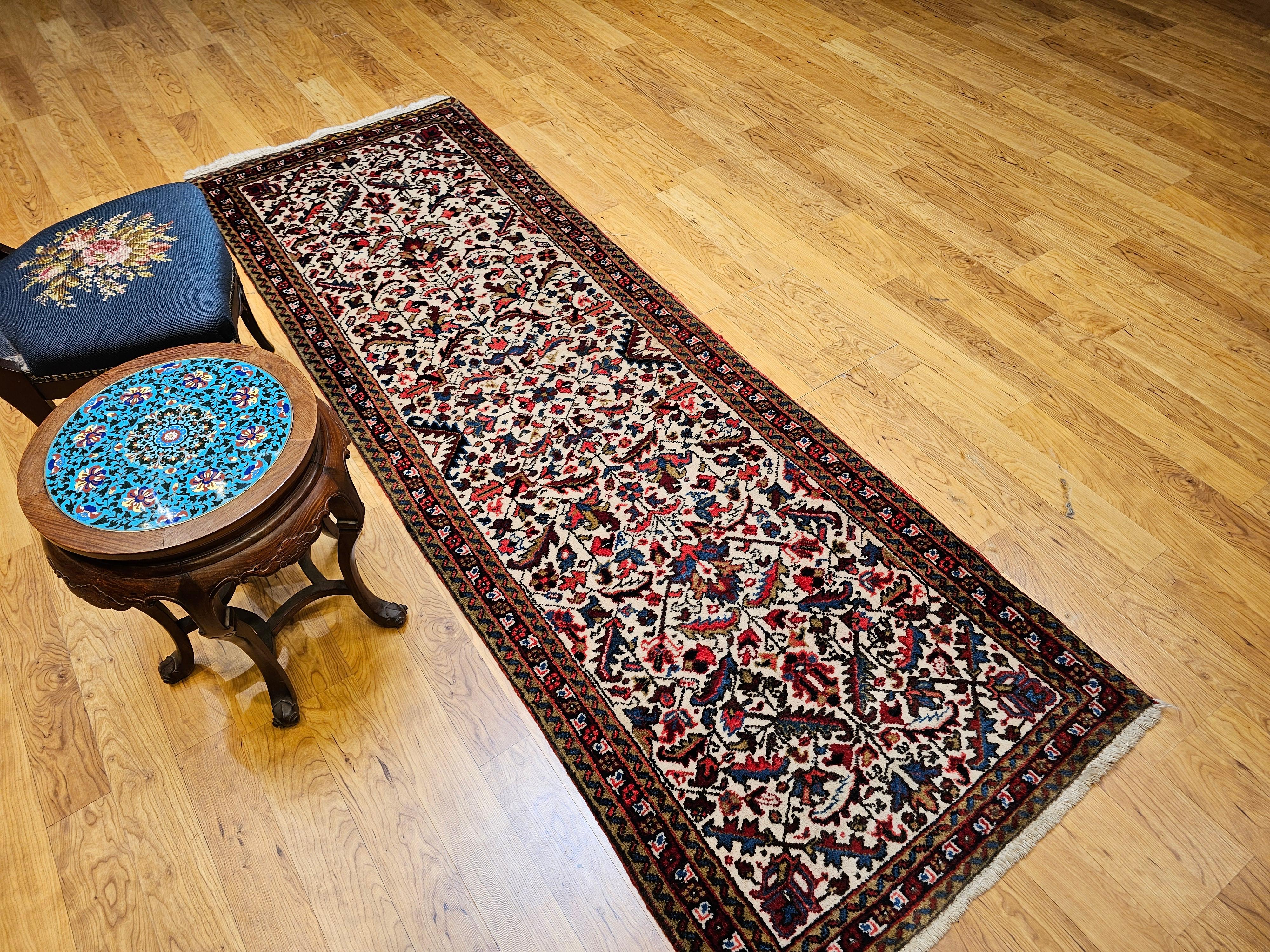 Vintage Persian Heriz Runner in Allover Geometric Pattern in Ivory, Green, Blue For Sale 8