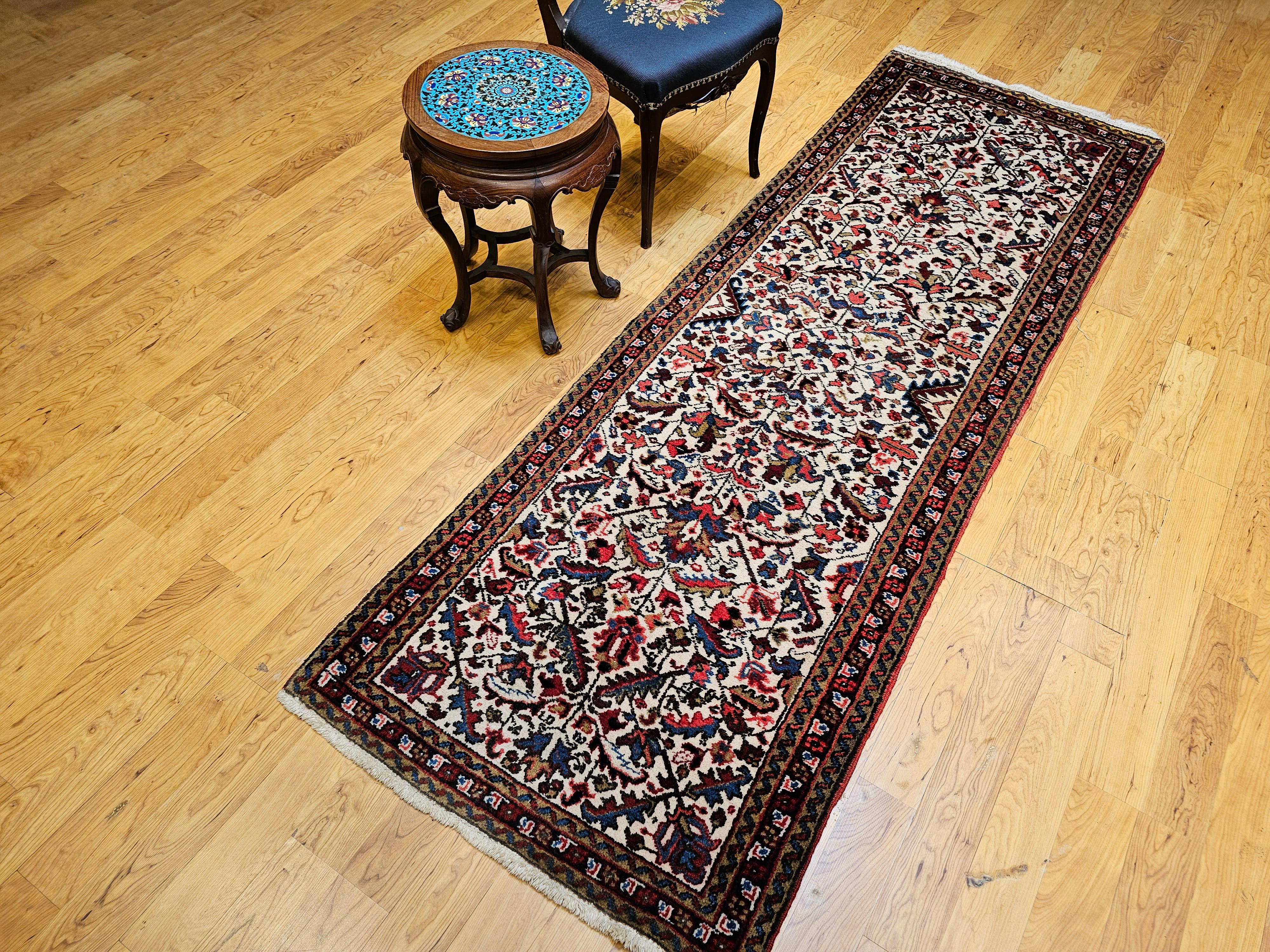 Vintage Persian Heriz Runner in Allover Geometric Pattern in Ivory, Green, Blue For Sale 10