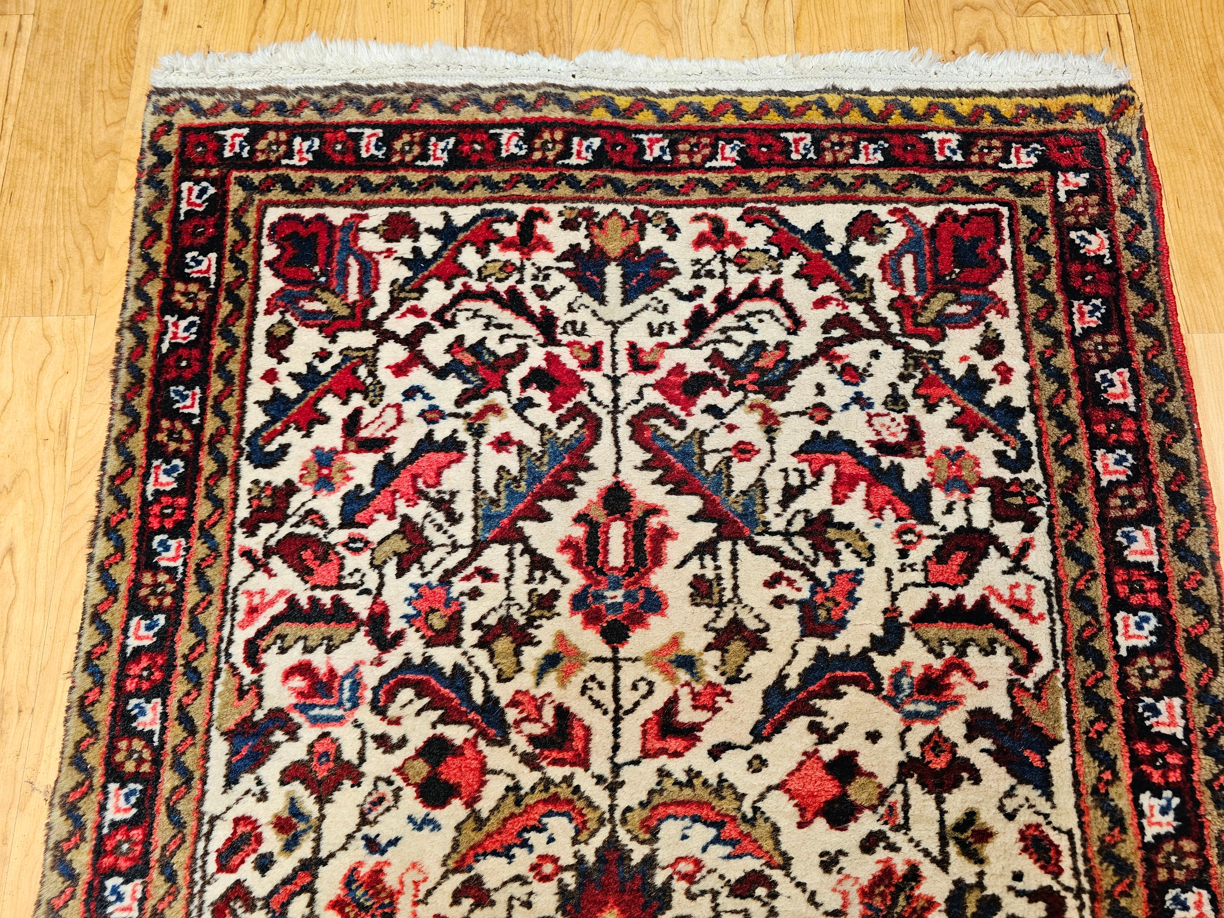 Vintage Persian Heriz Runner in Allover Geometric Pattern in Ivory, Green, Blue In Good Condition For Sale In Barrington, IL