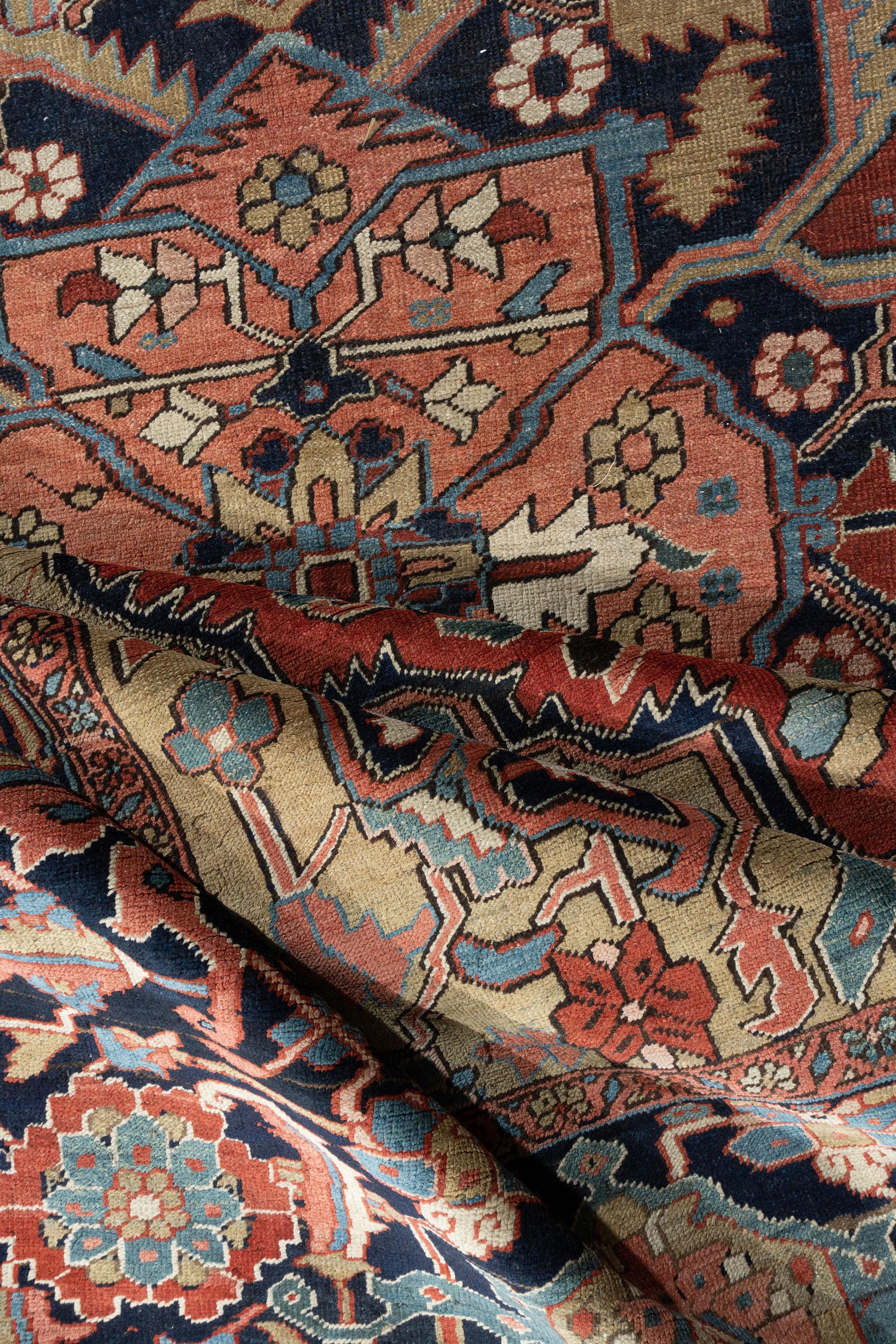 Wool Vintage Persian Heriz Serapi Rug  11'4 x 18'5 For Sale