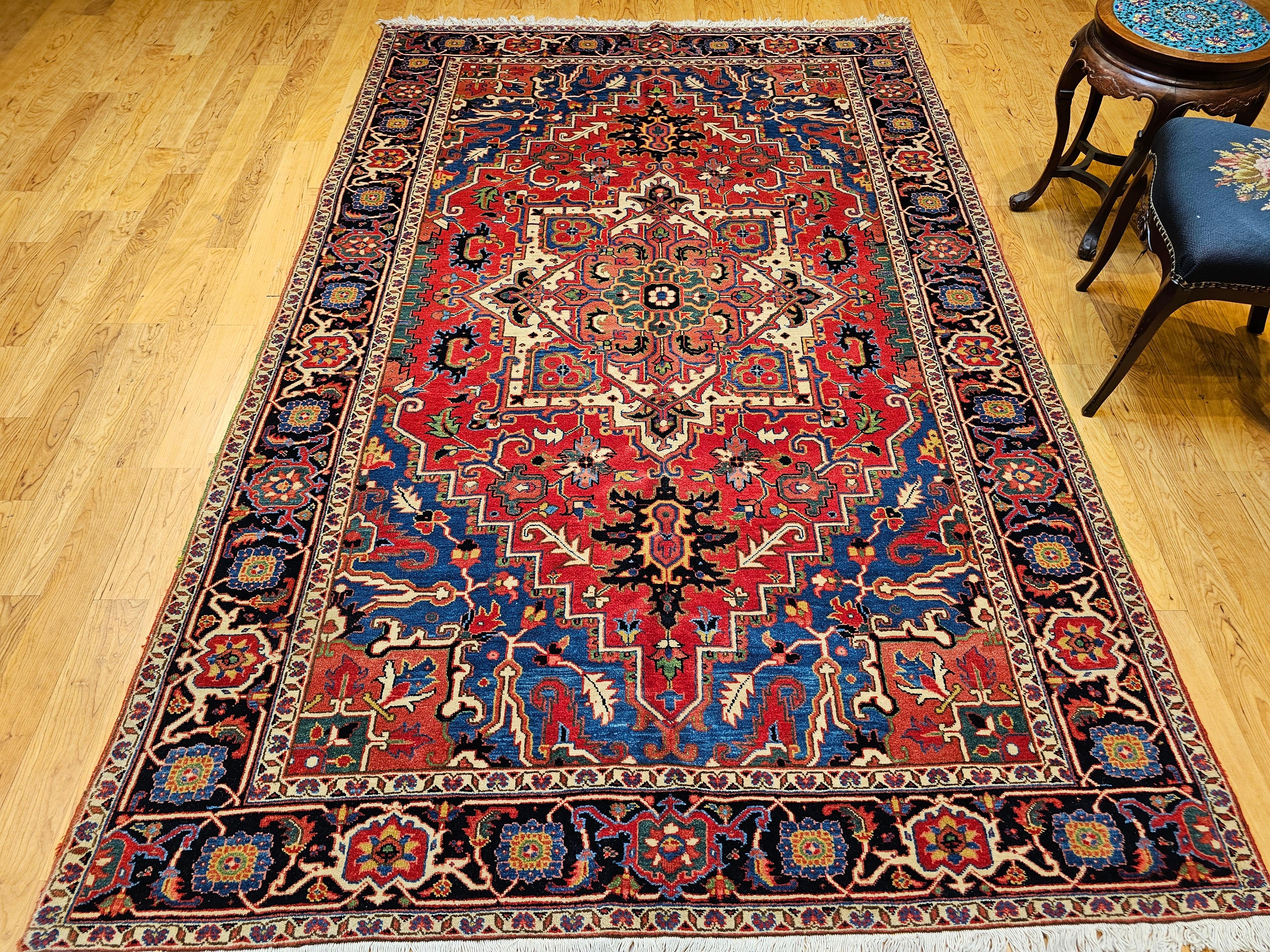 Persischer Heriz Serapi-Teppich aus Terrakotta in Französisch Blau, Grün, Elfenbein, Rot, Vintage im Angebot 8