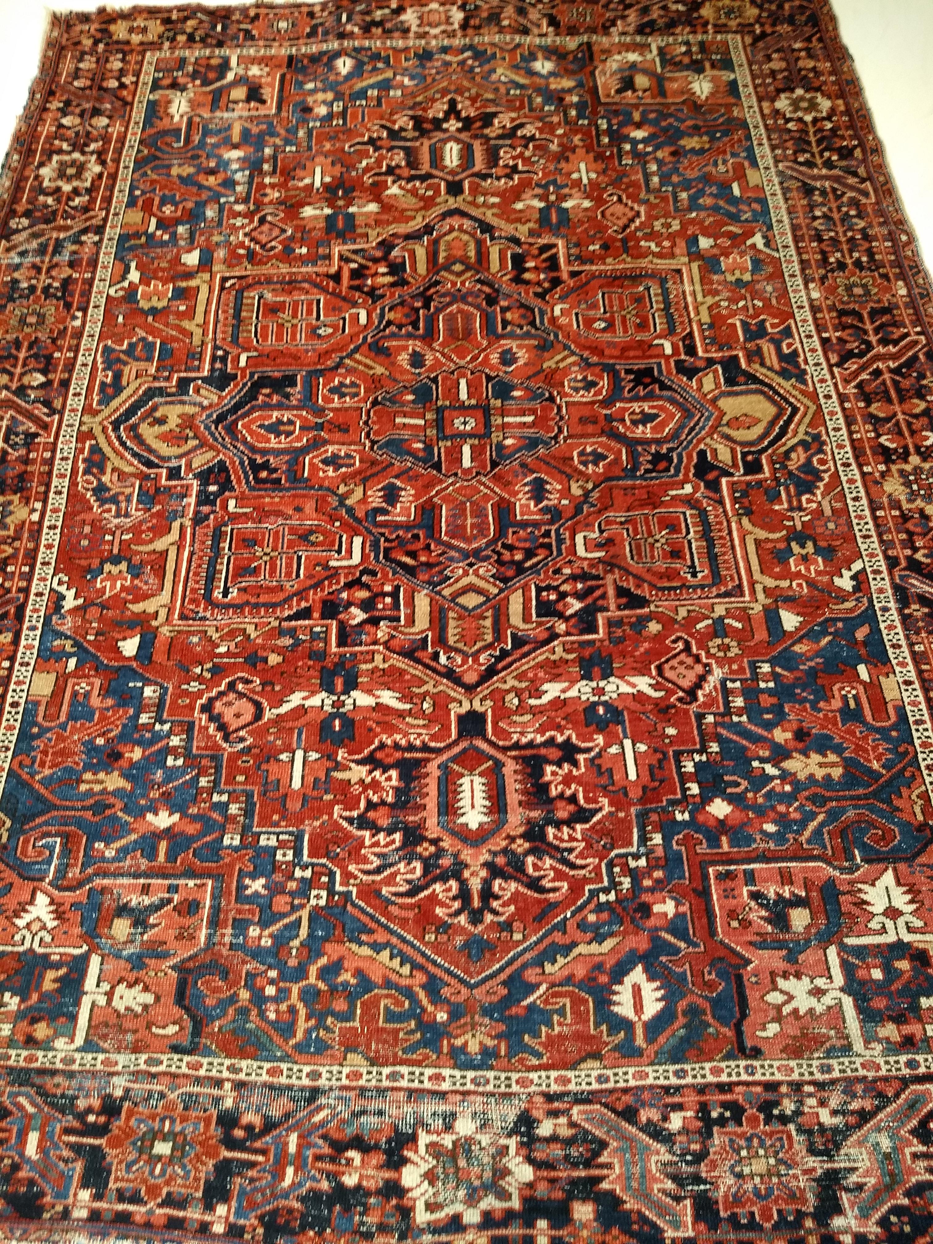 Vintage Persian Heriz Serapi with Abrash French Blue, Yellow, and Red Colors For Sale 9