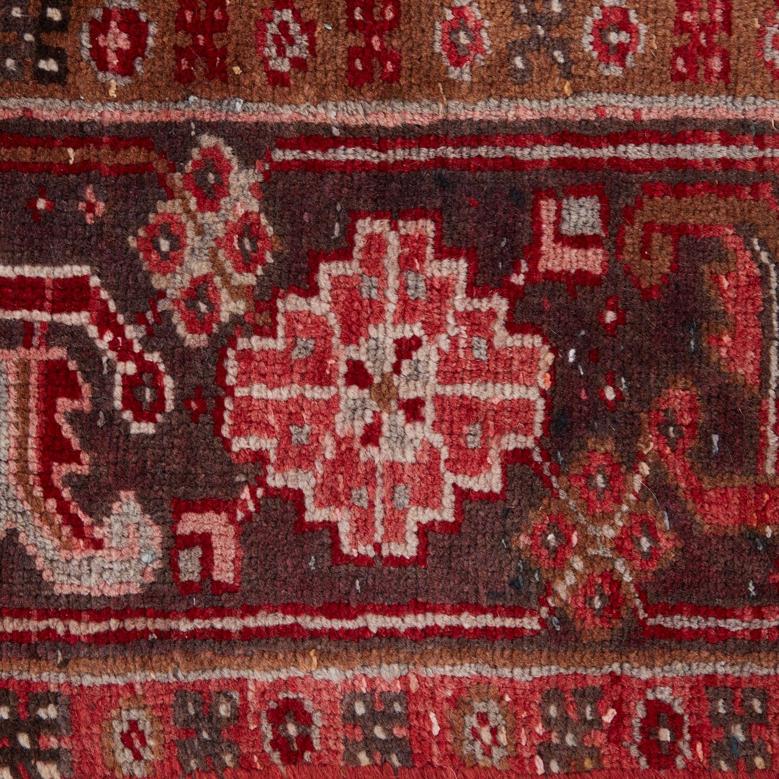 Vintage Persian Heriz Wool Rug For Sale 4