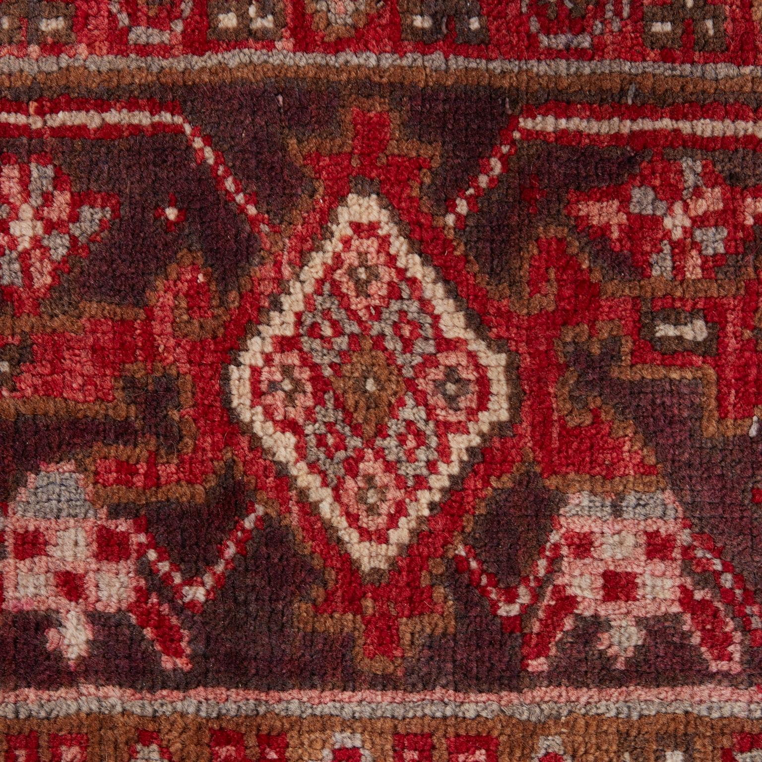 Vintage Persian Heriz Wool Rug For Sale 5