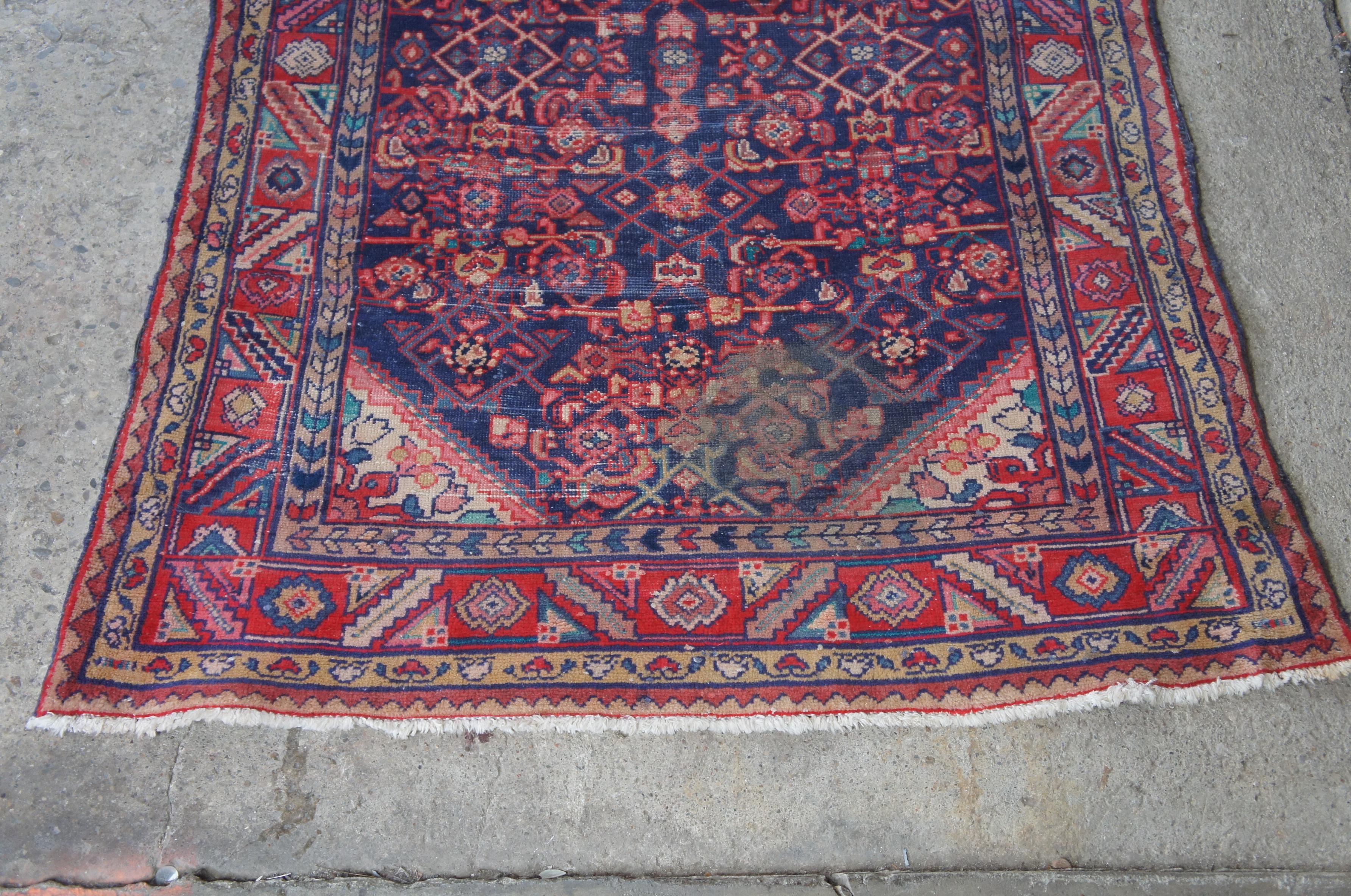 Vintage Persisch Hosseinabad Wolle & Baumwolle Iran Bereich Teppich Läufer Teppich im Zustand „Gut“ im Angebot in Dayton, OH