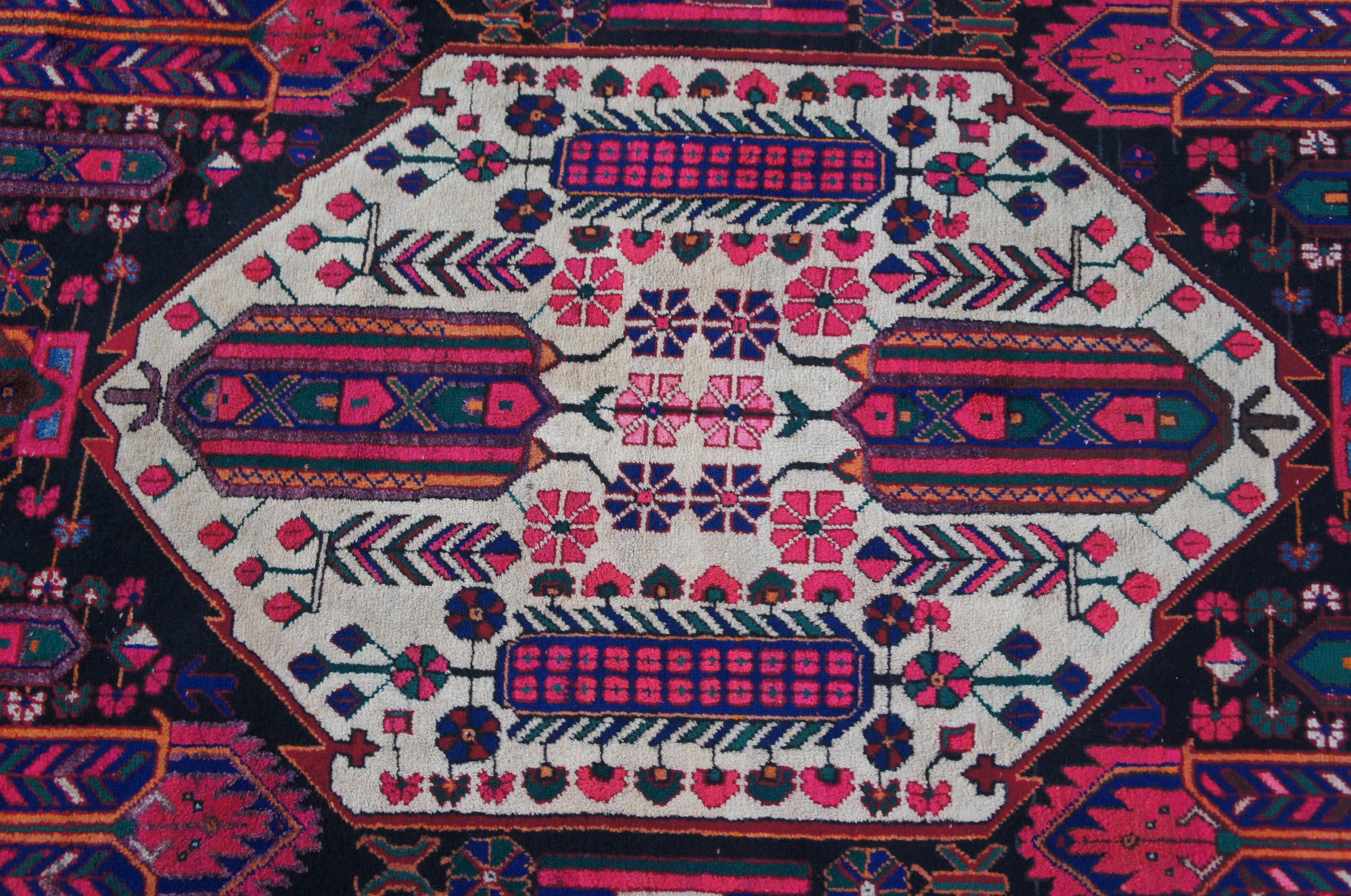 Lana Vintage Persian Iran Hamadan Vibrant Floral Wool Area Rug Carpet 6' x 9.5' in vendita