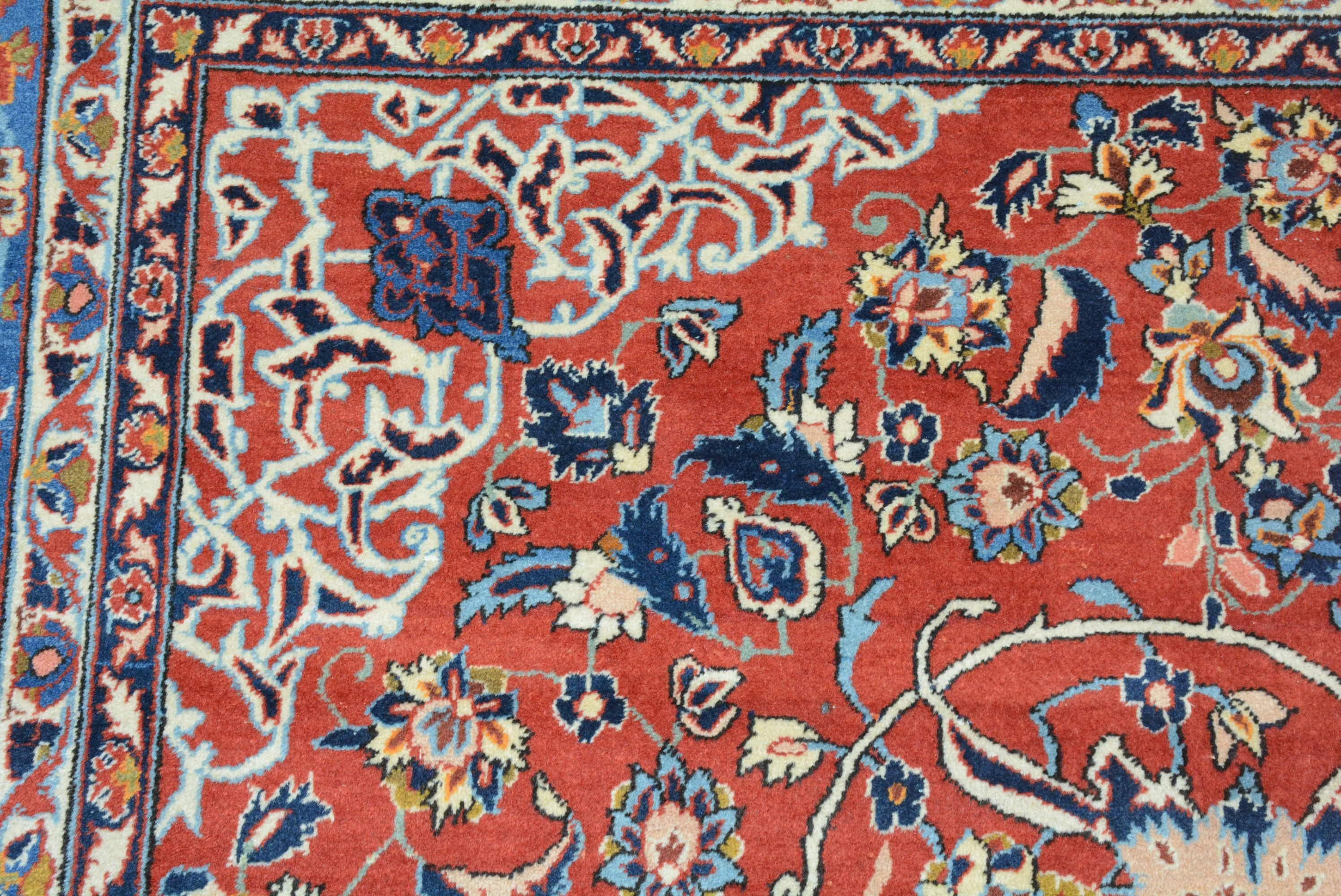 Vintage Persian Isfahan Najafabad Carpet In Excellent Condition For Sale In Closter, NJ
