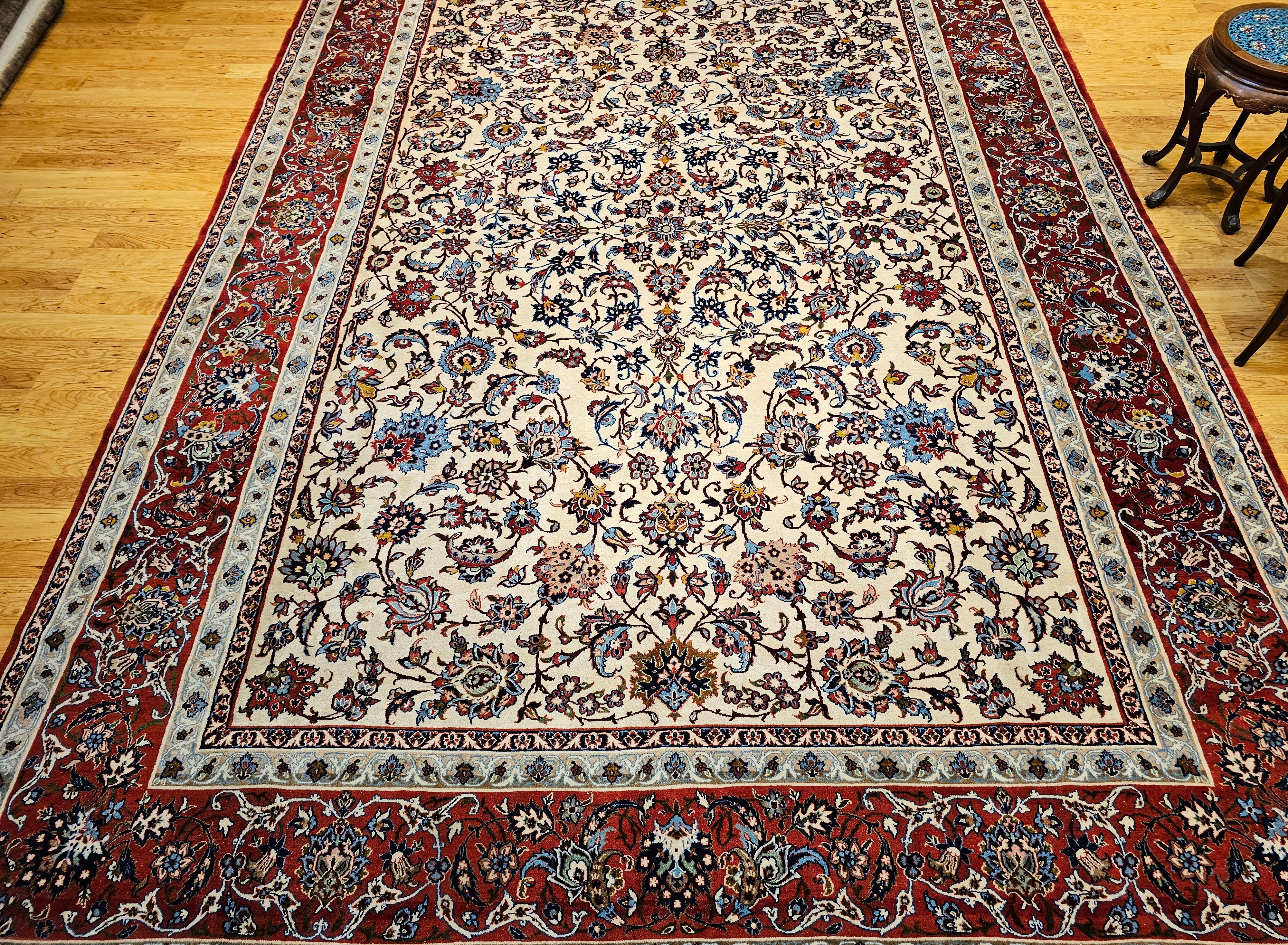 Persischer Isfahan Vintage-Teppich in Zimmergröße mit Allover-Muster in Elfenbein, Rot, Blau und Blau im Angebot 7