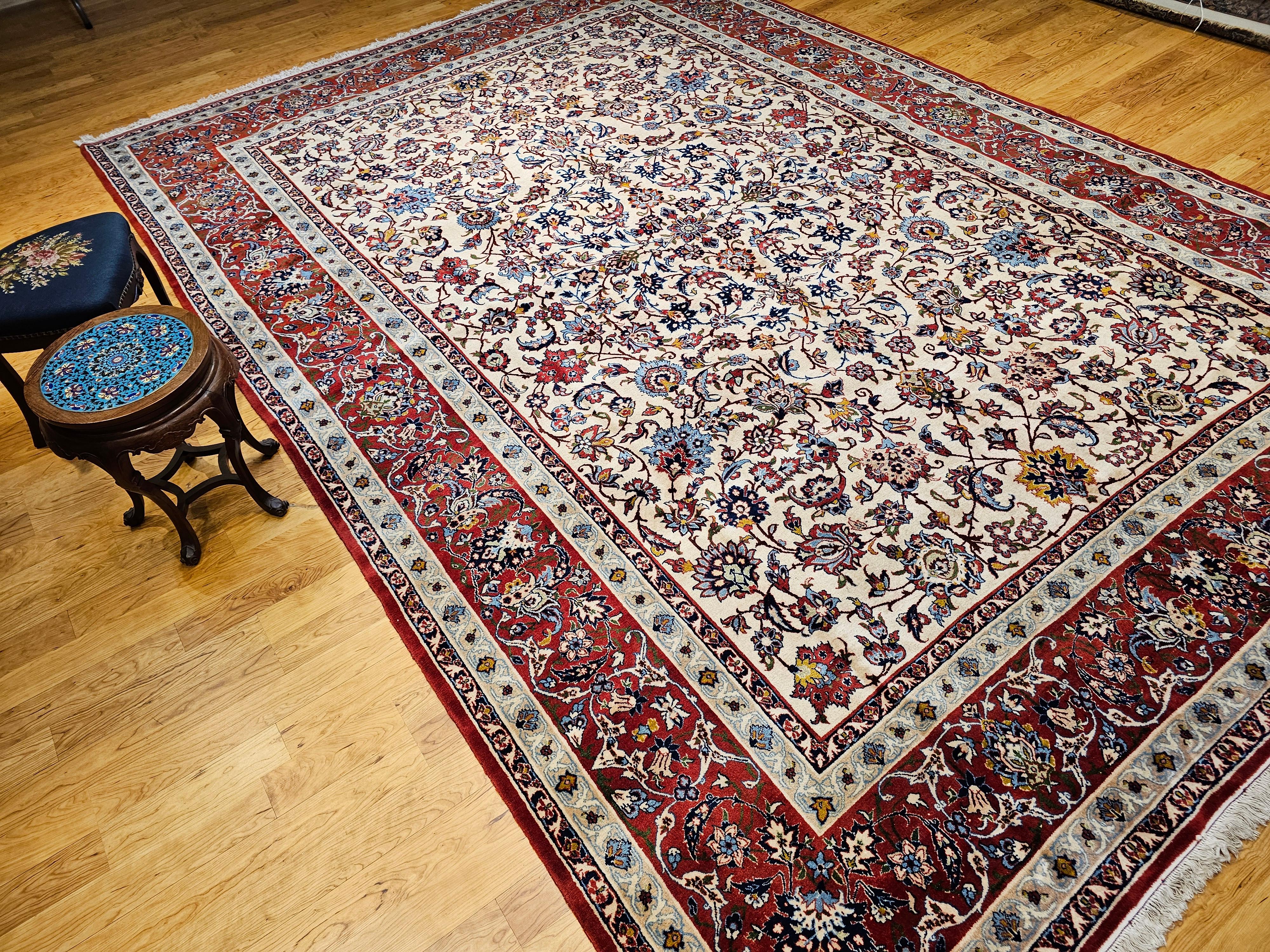 Persischer Isfahan Vintage-Teppich in Zimmergröße mit Allover-Muster in Elfenbein, Rot, Blau und Blau im Angebot 10
