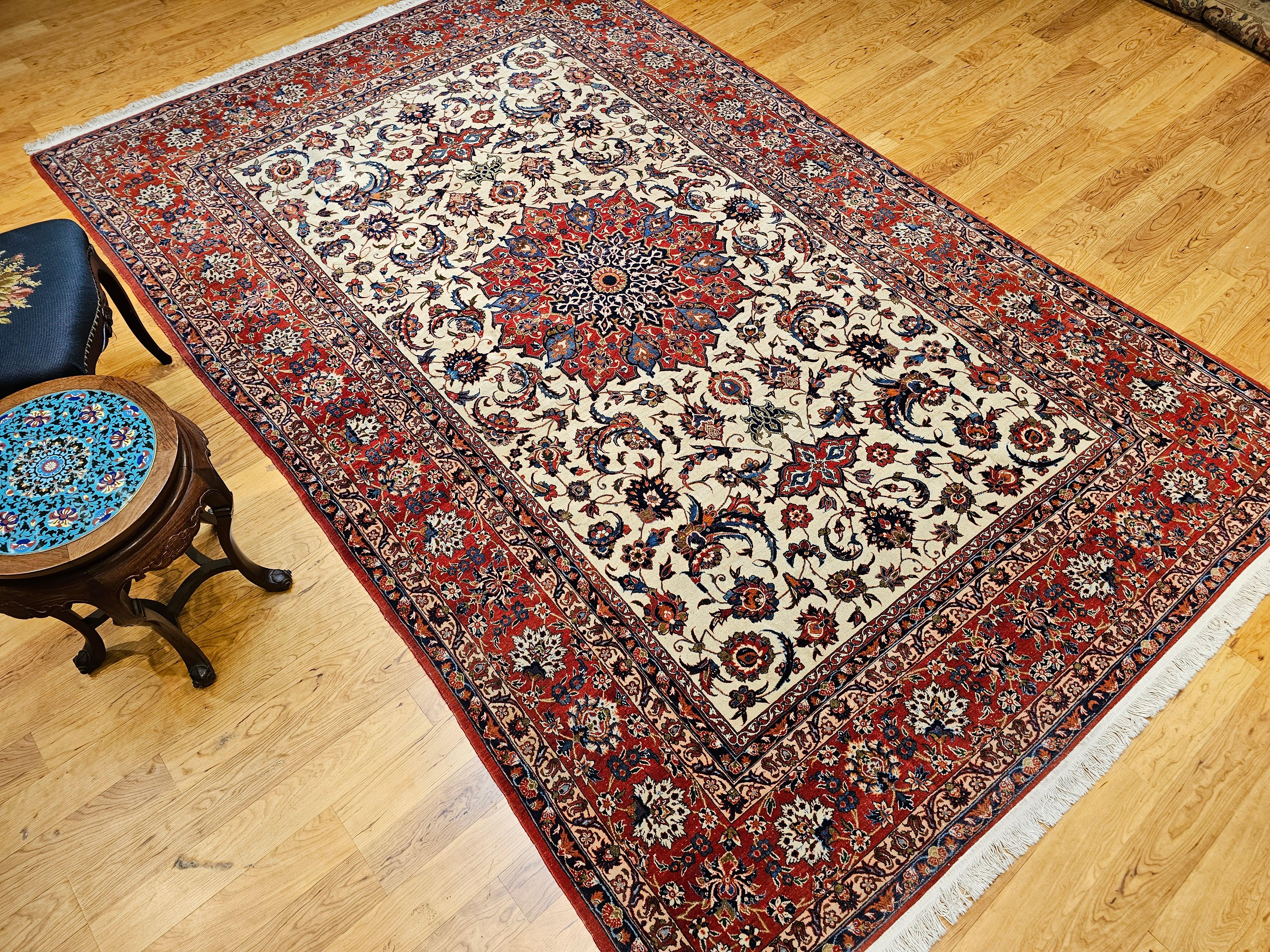 Persischer Isfahan-Teppich in Zimmergröße mit Blumenmuster in Elfenbein, Rot, Blau im Angebot 12