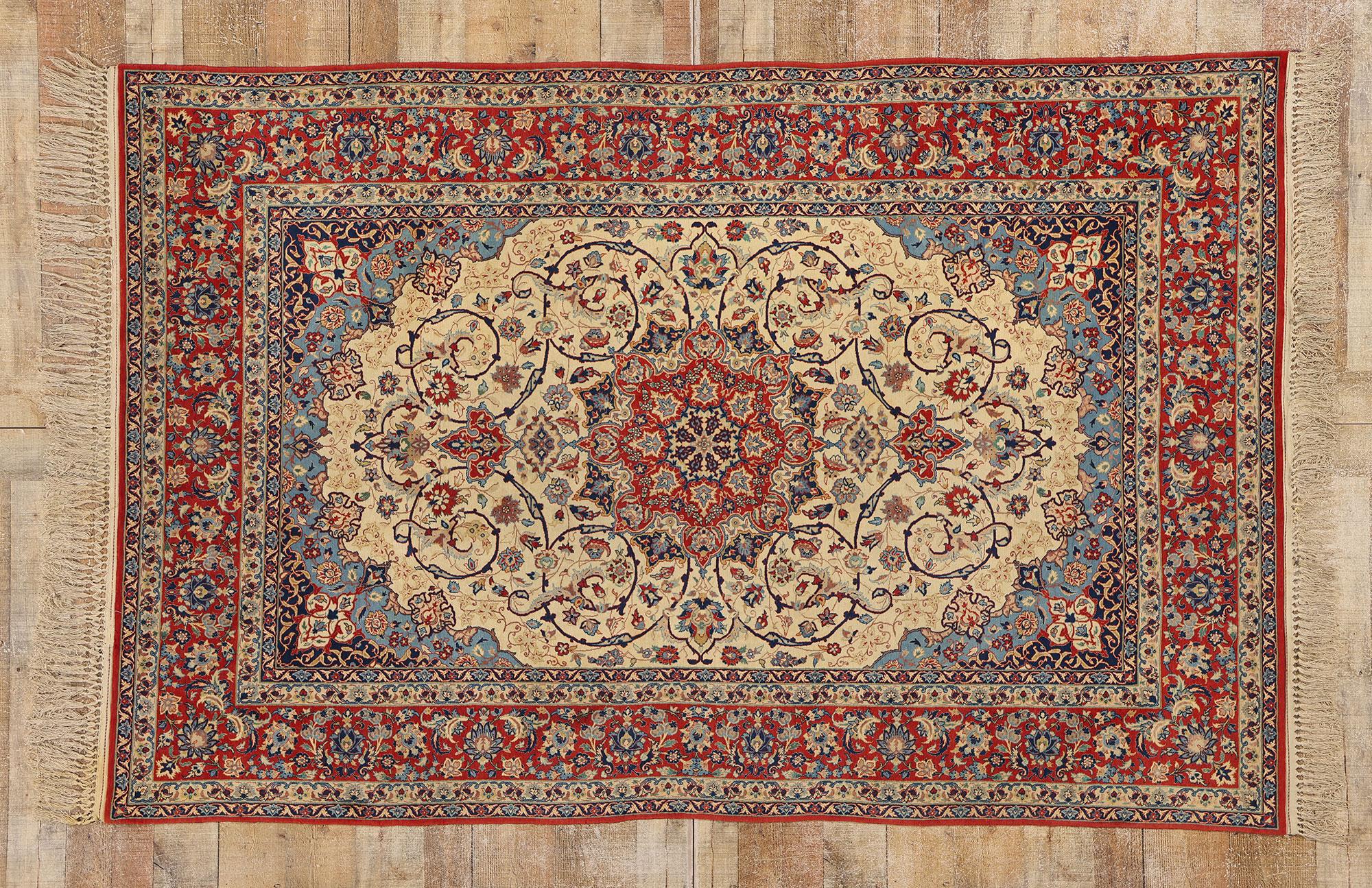 Vintage Persian Isfahan Rug, Elegant Heritage and Impeccable Craftsmanship For Sale 2