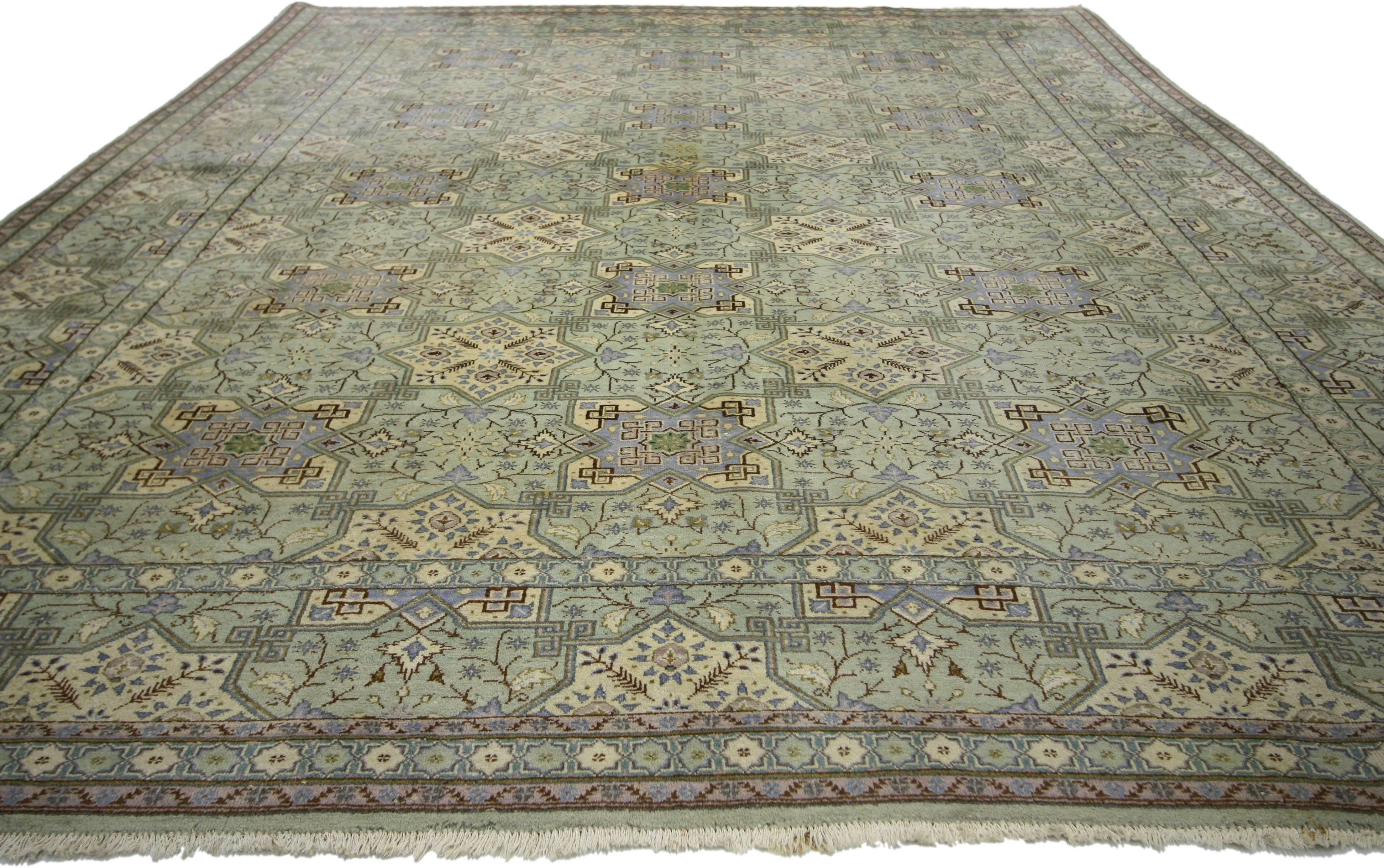 Kashan Vintage Persian Isfahan Rug with Gustavian Grace and Georgian Style