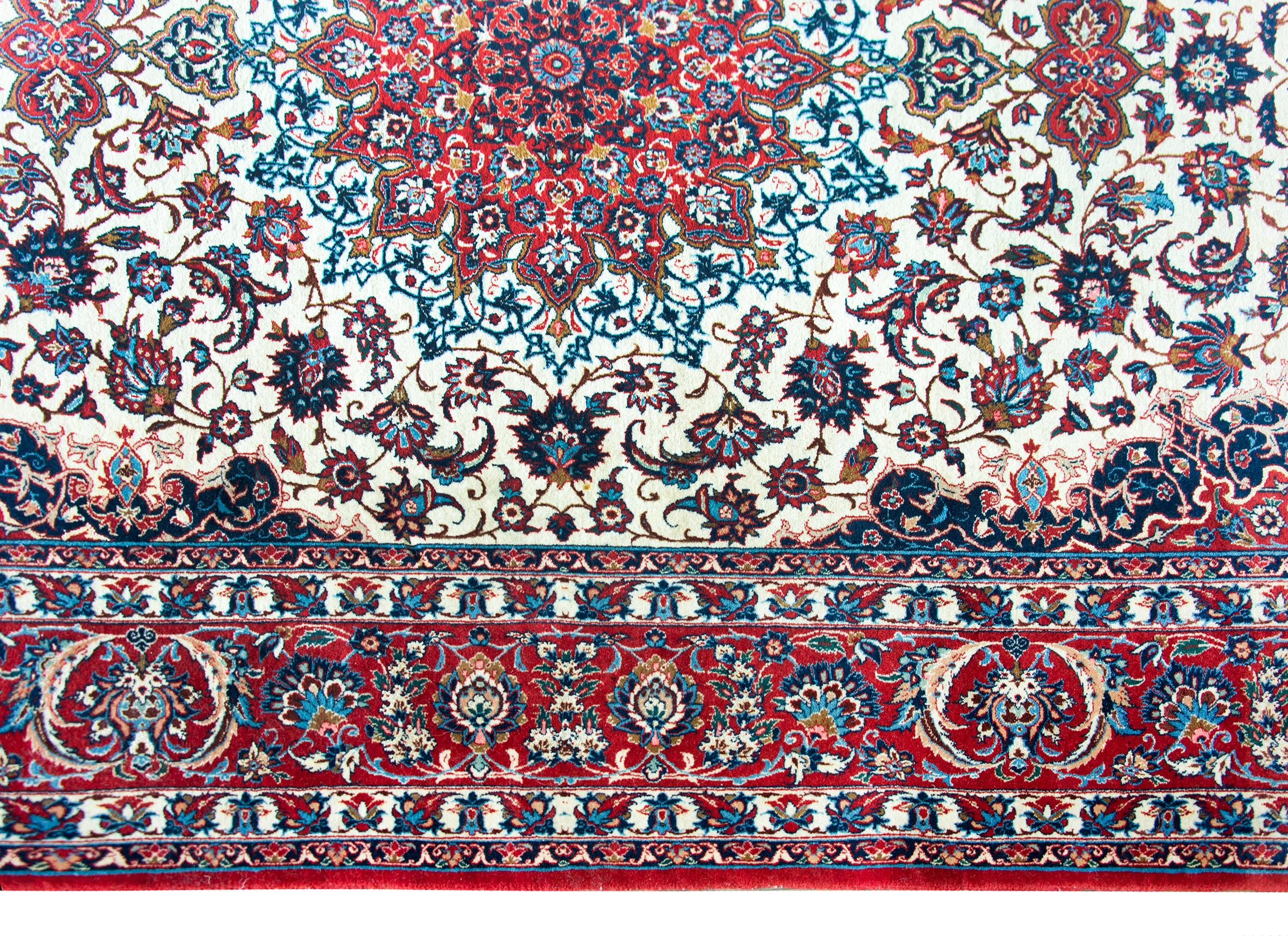 Persischer Isfahan-Teppich, Vintage im Zustand „Gut“ im Angebot in Chicago, IL