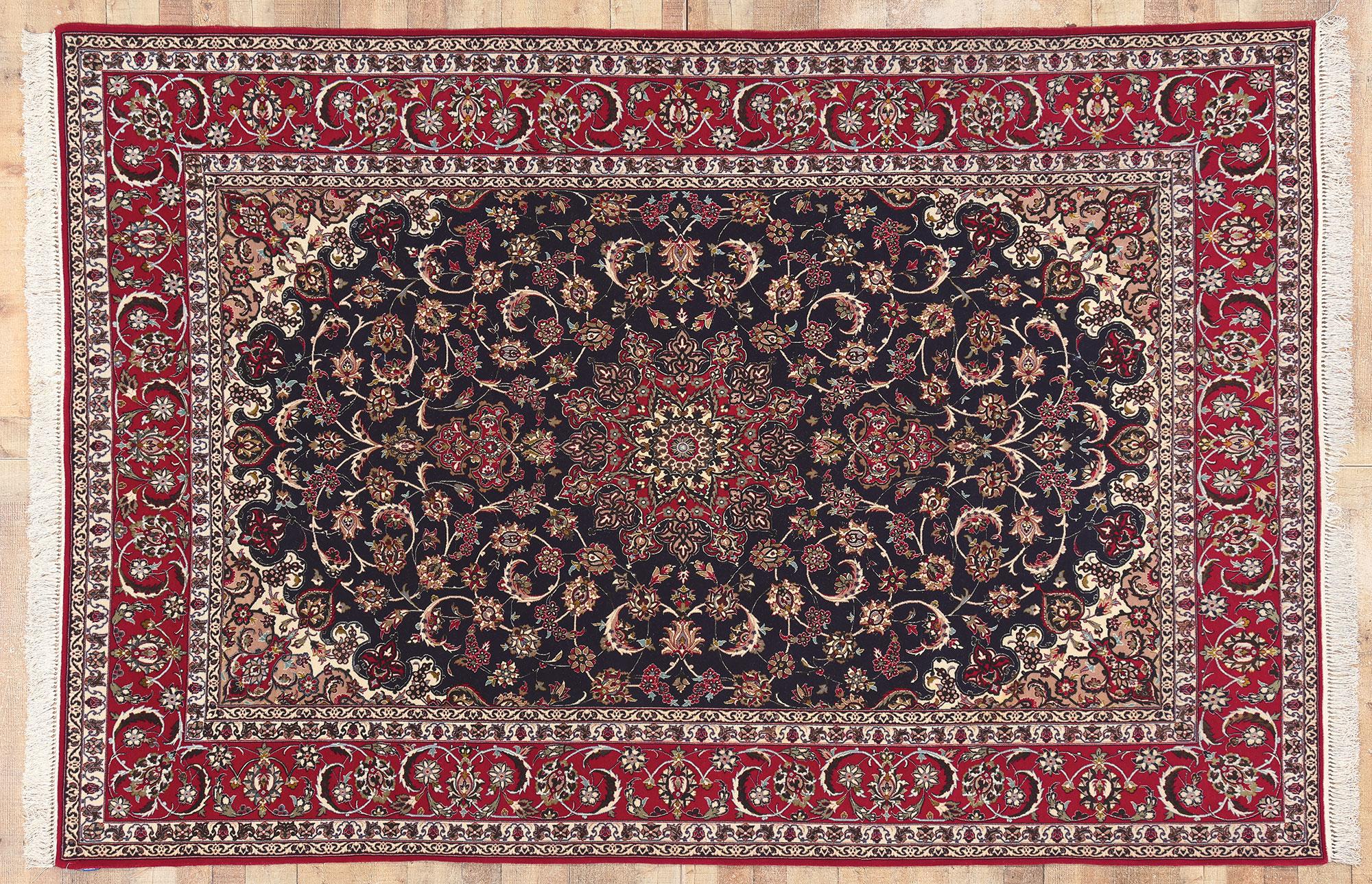 Vintage Persian Isfahan Rug For Sale 2