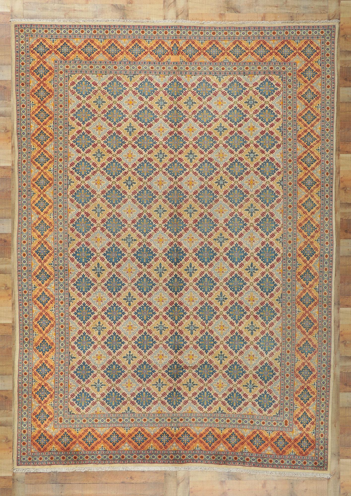 Vintage Persian Isfahan Rug, Moorish Elegance Meets Mediterranean Charm For Sale 4