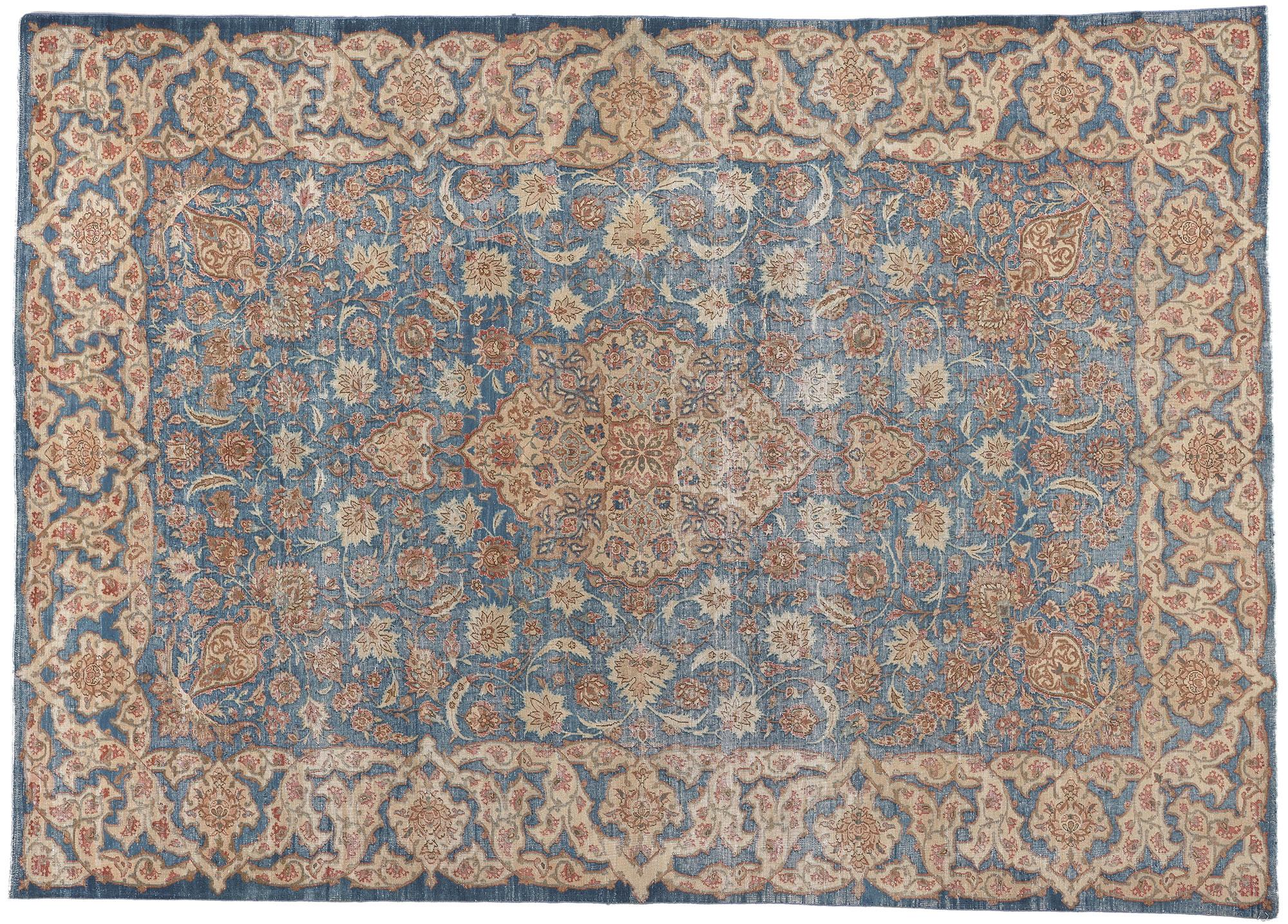 Vintage Persian Isfahan Rug, Relaxed Refinement Meets Mediterranean Charm For Sale 3