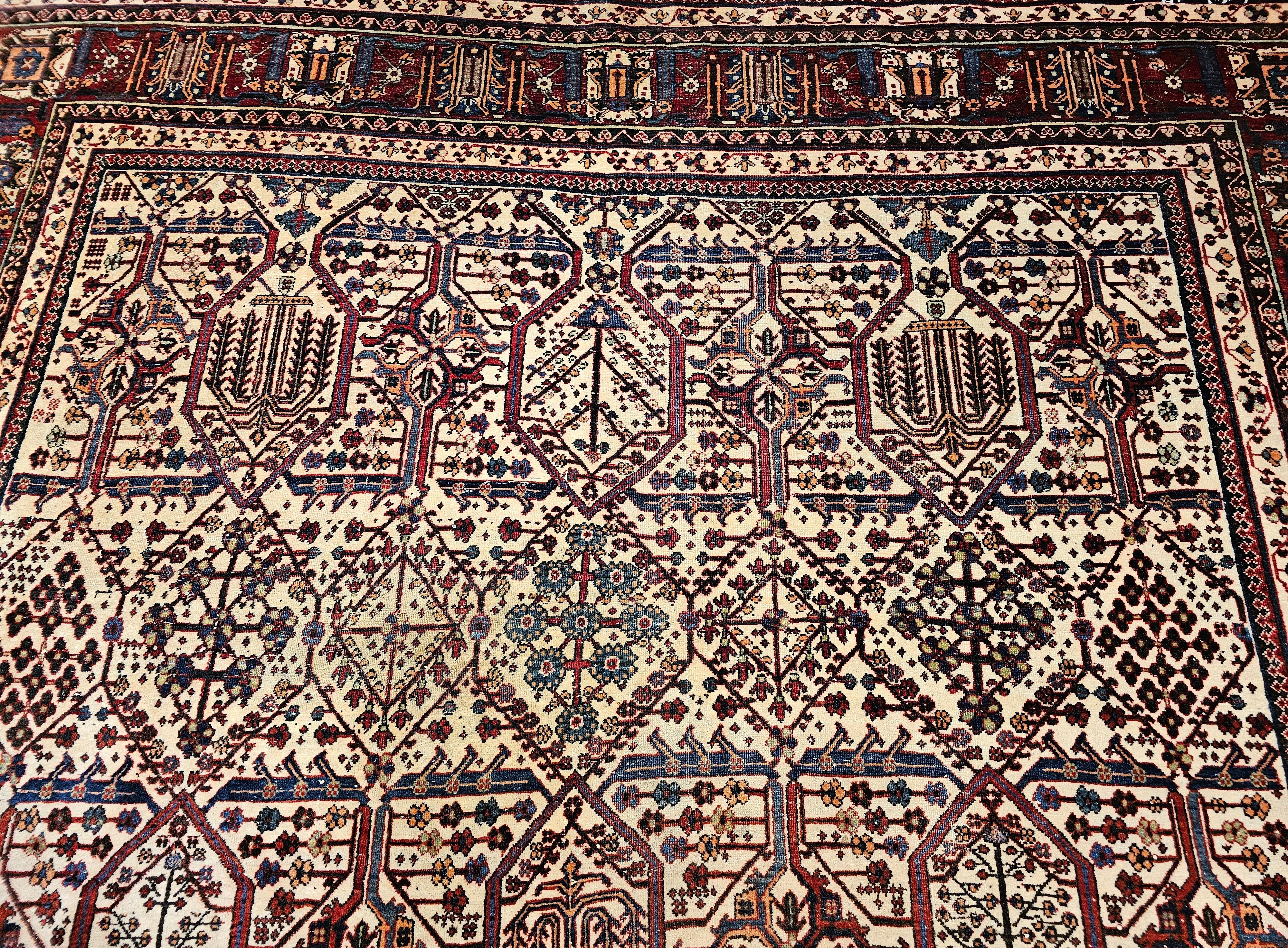 Persischer Joshegan in Allover Weeping Willow-Muster in Elfenbein, Blau, Rot, Vintage (20. Jahrhundert) im Angebot