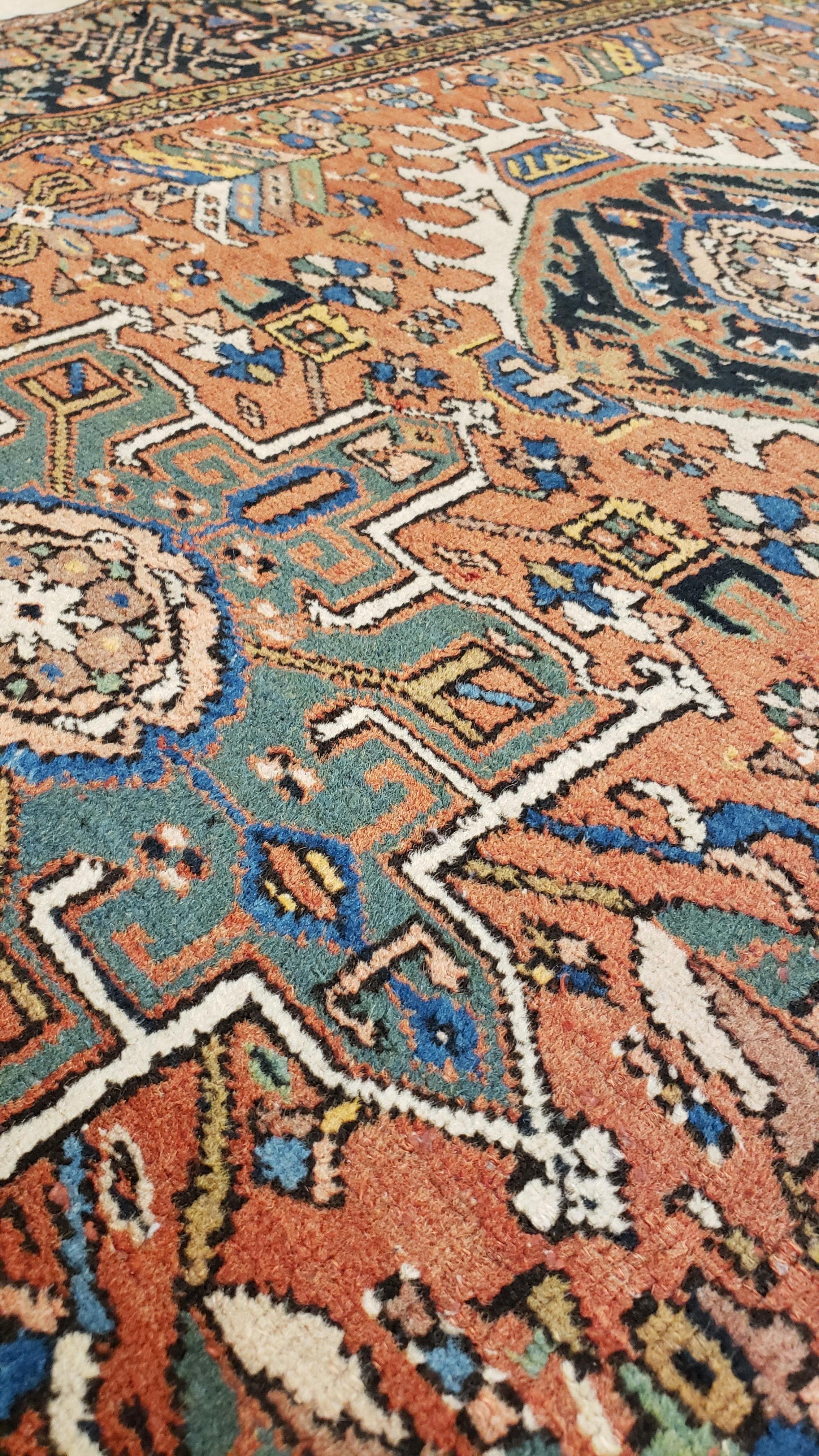 Alfombra Persa Karaja Vintage, Alfombra oriental de lana hecha a mano, óxido, marfil, azul claro en venta 1