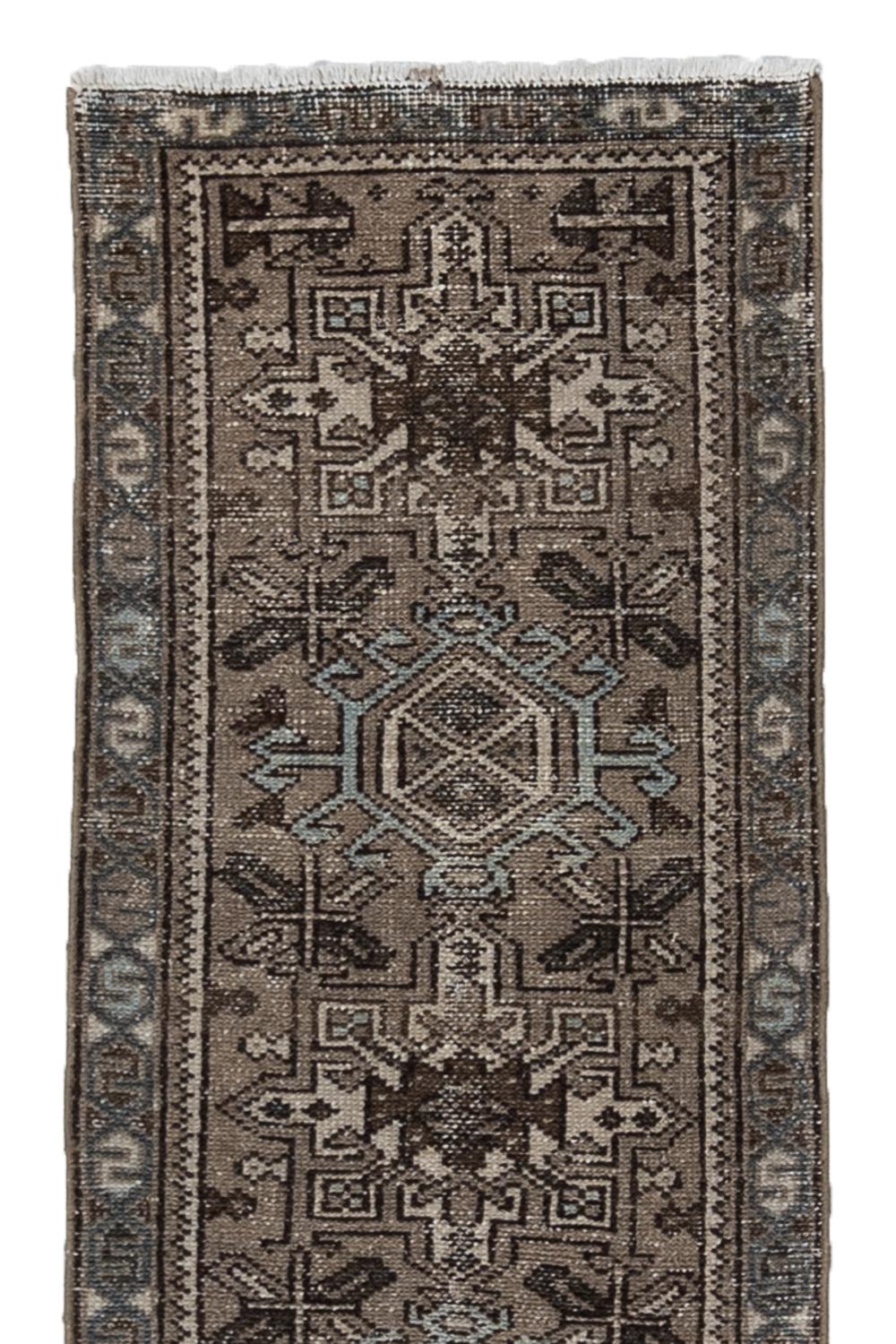 Persischer Karaja-Läufer, Teppich im Zustand „Gut“ im Angebot in West Palm Beach, FL