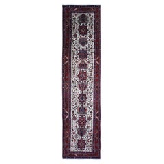 Persischer handgeknüpfter Karajeh-Teppich aus elfenbeinfarbener Wolle, Vollflor, ausgezeichneter Zustand