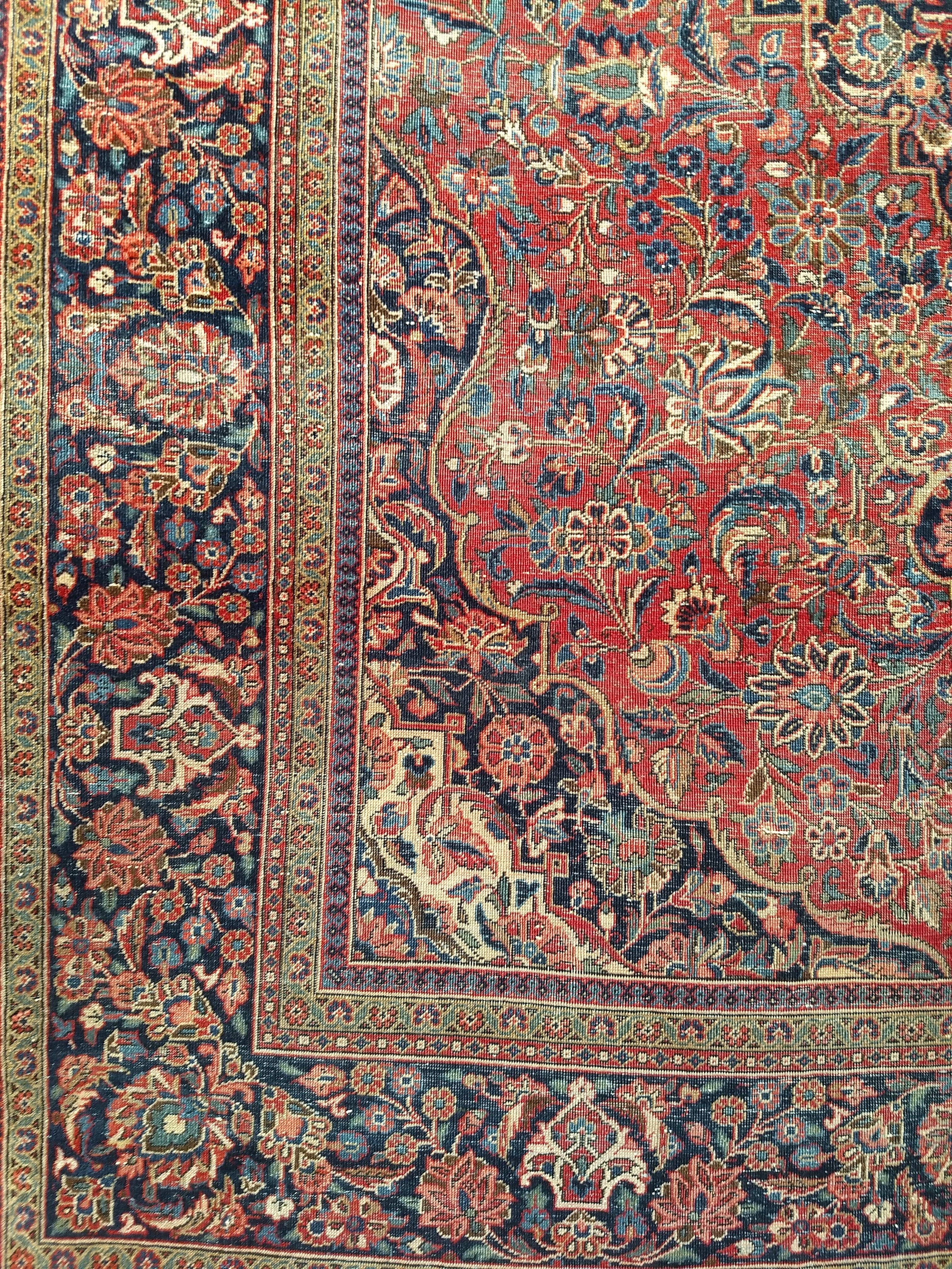 Vintage By  Persischer Kashan-Teppich mit Blumenmuster in Burgunderrot, Marineblau, Elfenbein (Frühes 20. Jahrhundert) im Angebot