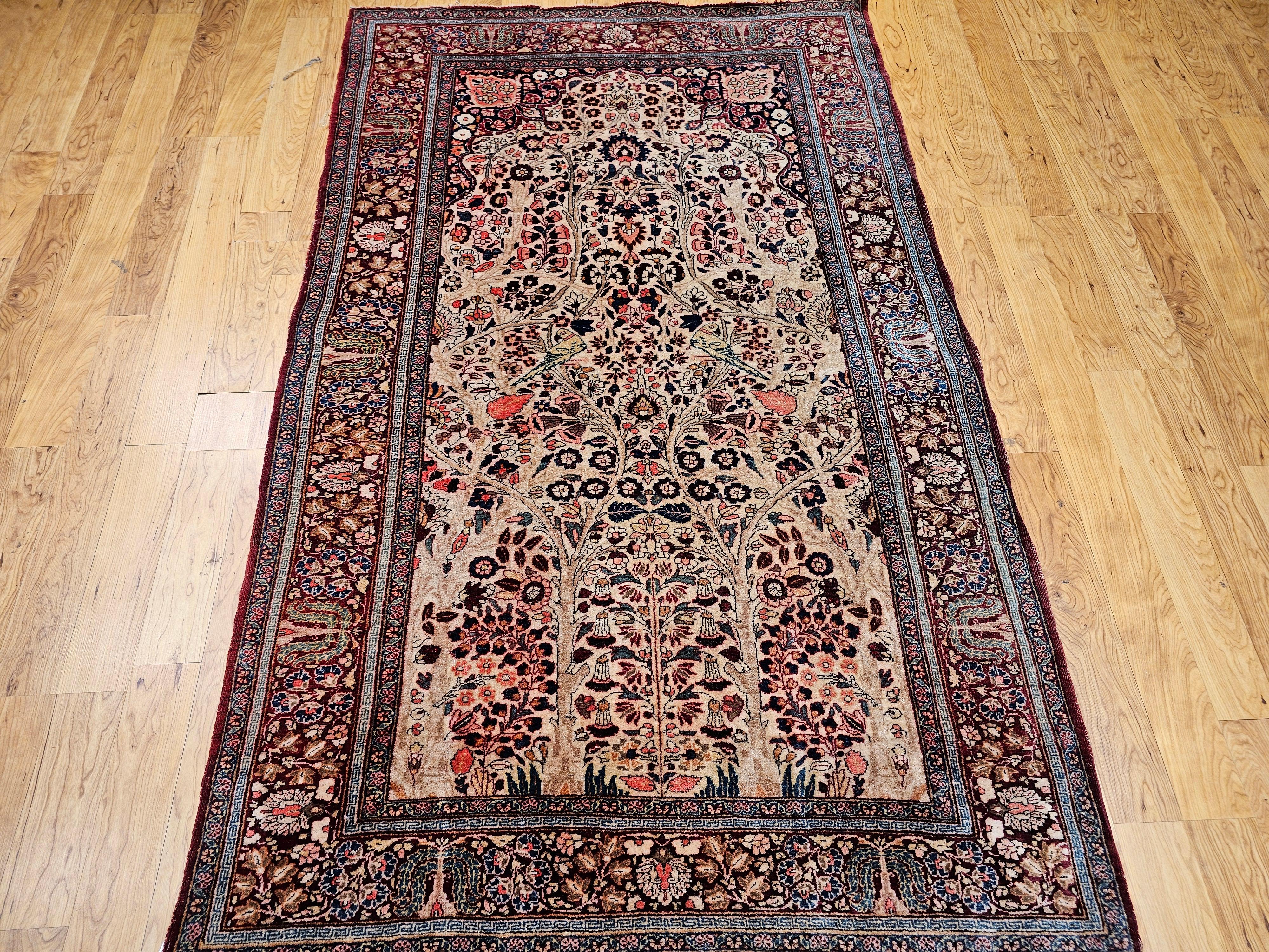 Persischer Kashan-Teppich im Vintage-Stil mit dem Muster 